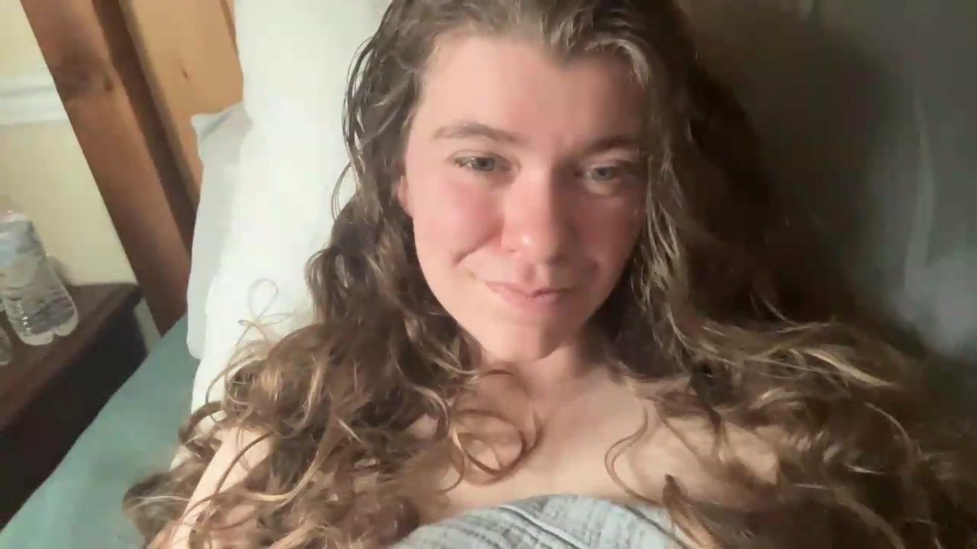 Gallery image thumbnail from Trixiegirl3's myfreecams stream on, 05/12/2026, 19:23 image 14 of 20