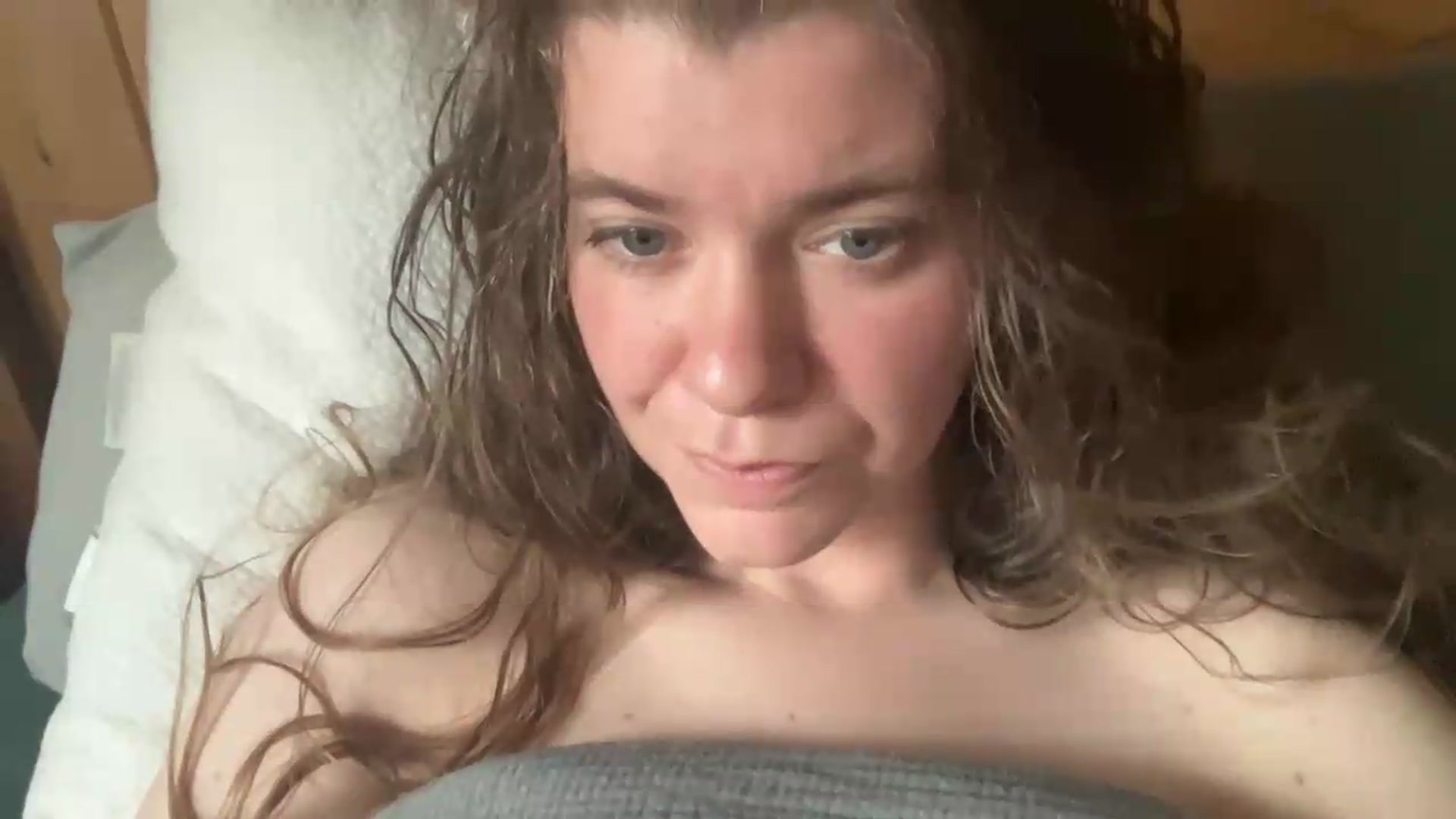 Gallery image thumbnail from Trixiegirl3's myfreecams stream on, 05/12/2026, 19:44 image 14 of 20