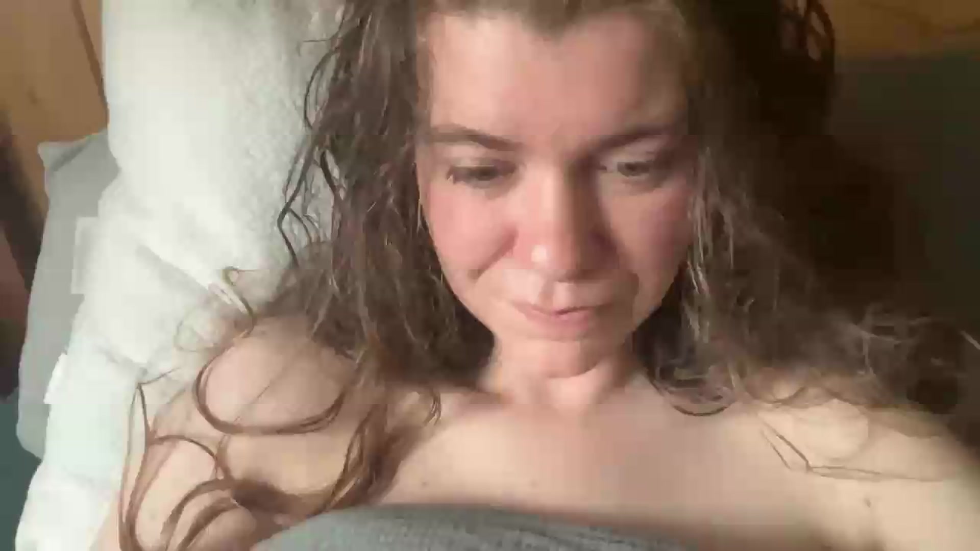 Gallery image thumbnail from Trixiegirl3's myfreecams stream on, 05/12/2026, 19:44 image 17 of 20