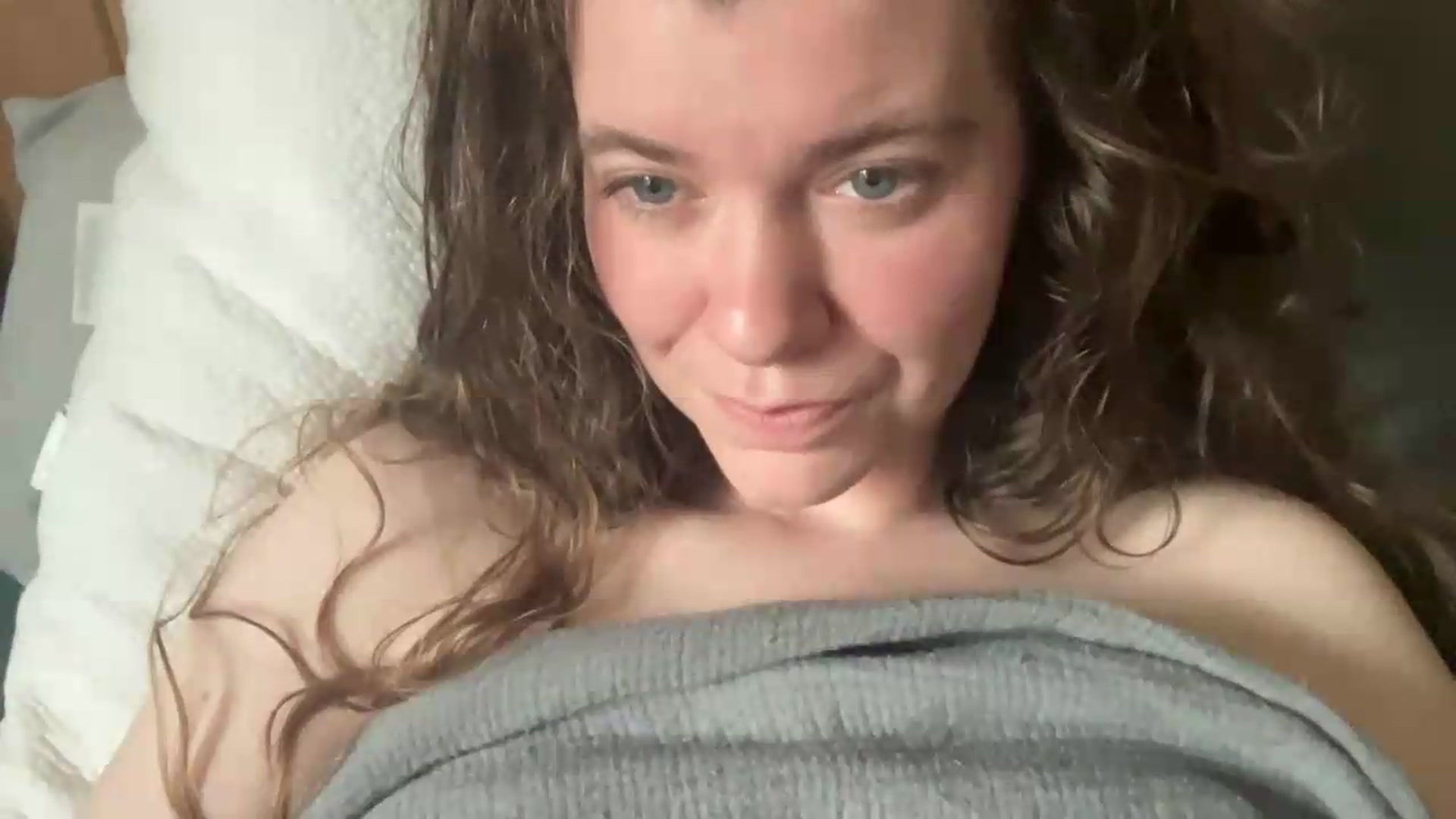 Gallery image thumbnail from Trixiegirl3's myfreecams stream on, 05/12/2026, 20:02 image 9 of 20