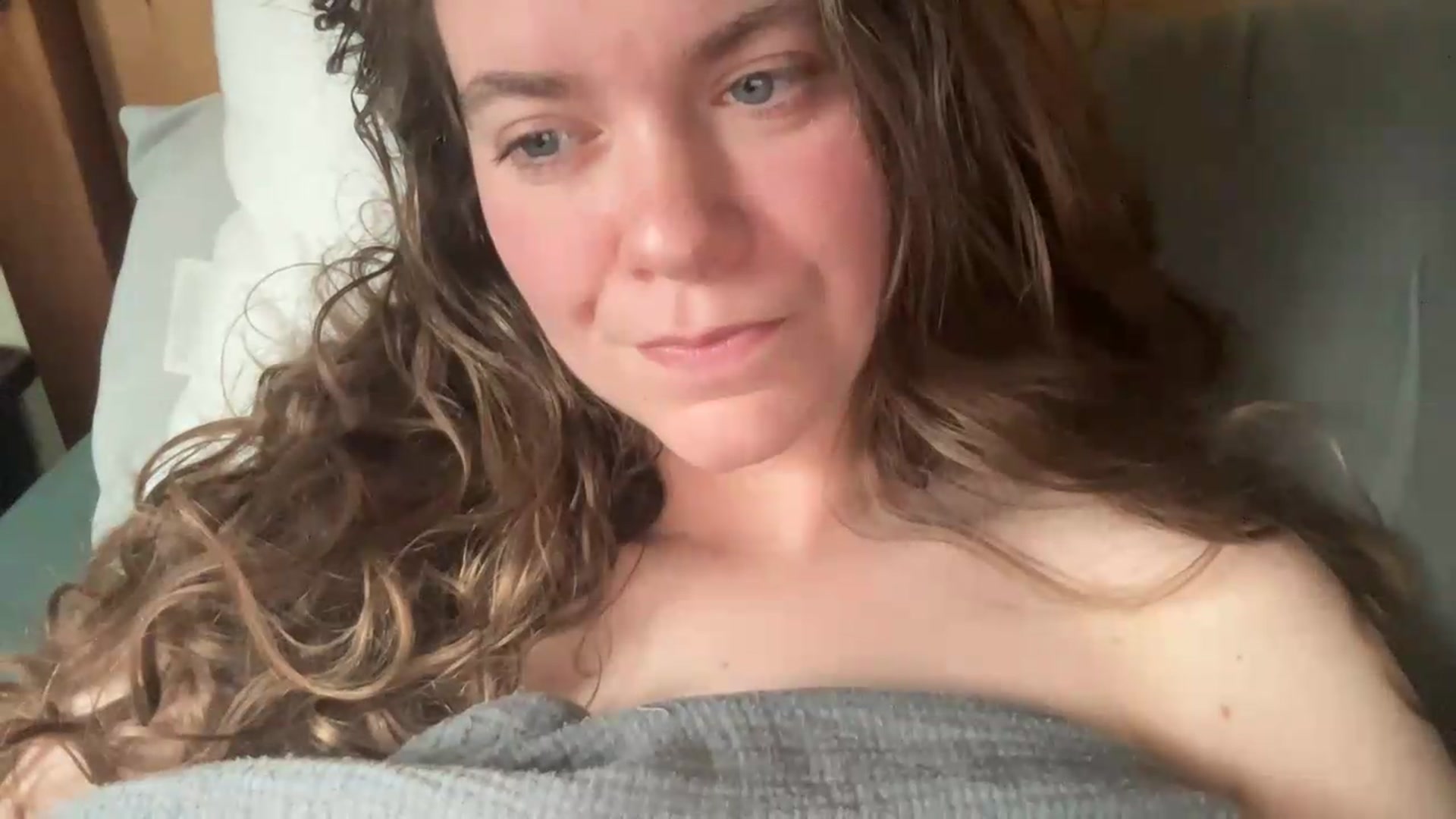 Gallery image thumbnail from Trixiegirl3's myfreecams stream on, 05/12/2026, 23:08 image 2 of 20