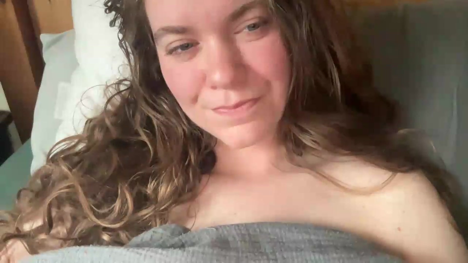 Gallery image thumbnail from Trixiegirl3's myfreecams stream on, 05/12/2026, 23:08 image 4 of 20