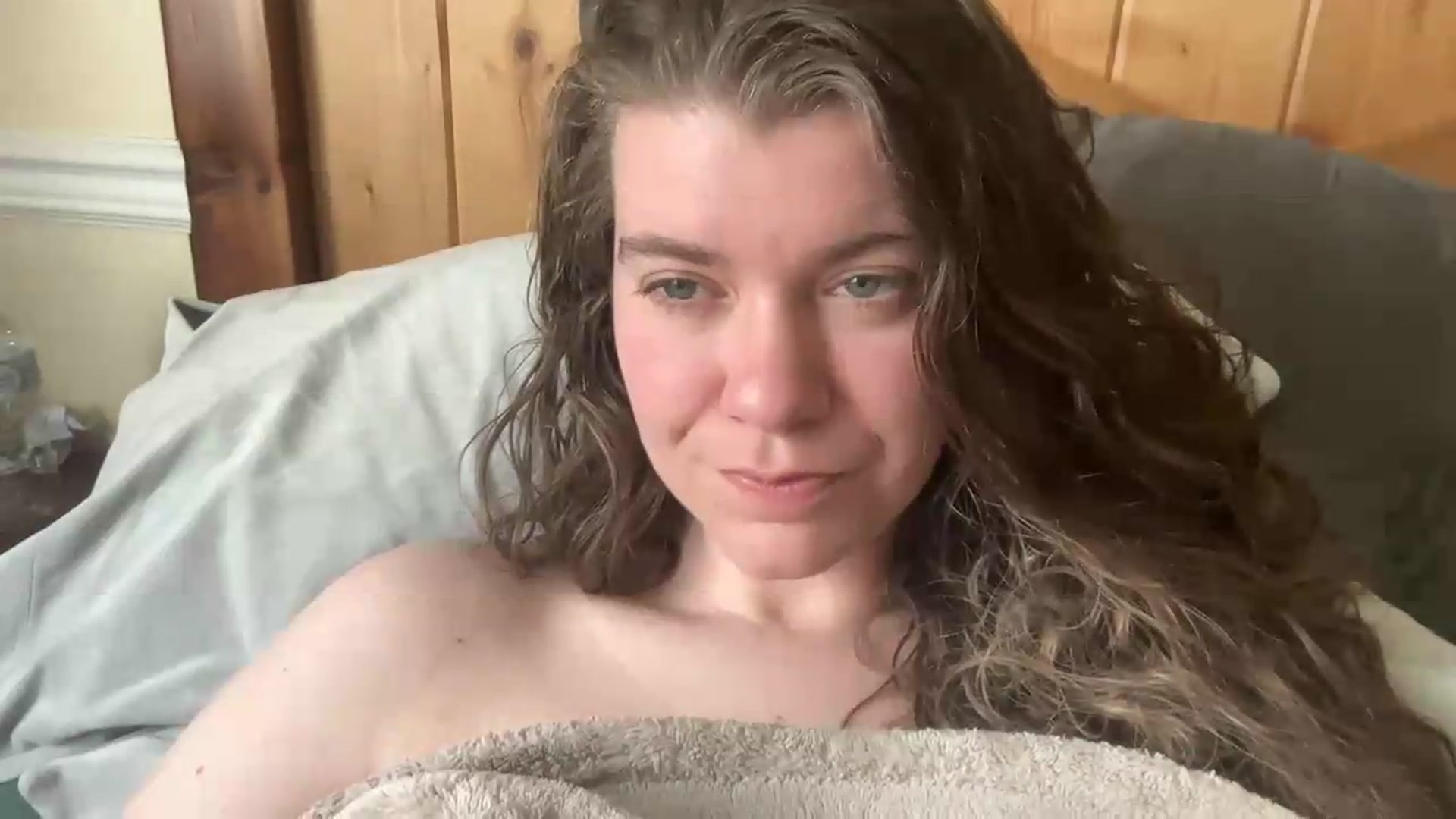 Gallery image thumbnail from Trixiegirl3's myfreecams stream on, 05/13/2026, 22:31 image 3 of 20