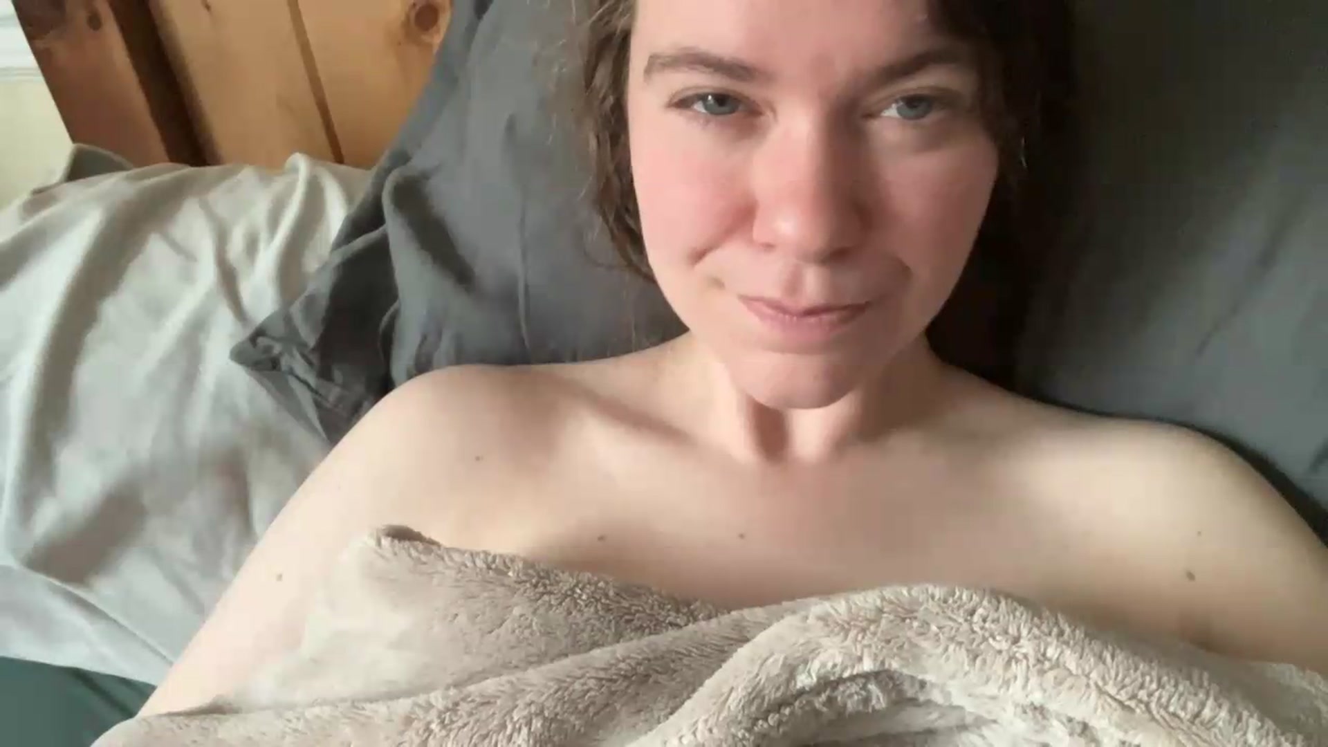 Gallery image thumbnail from Trixiegirl3's myfreecams stream on, 05/15/2026, 18:34 image 3 of 20