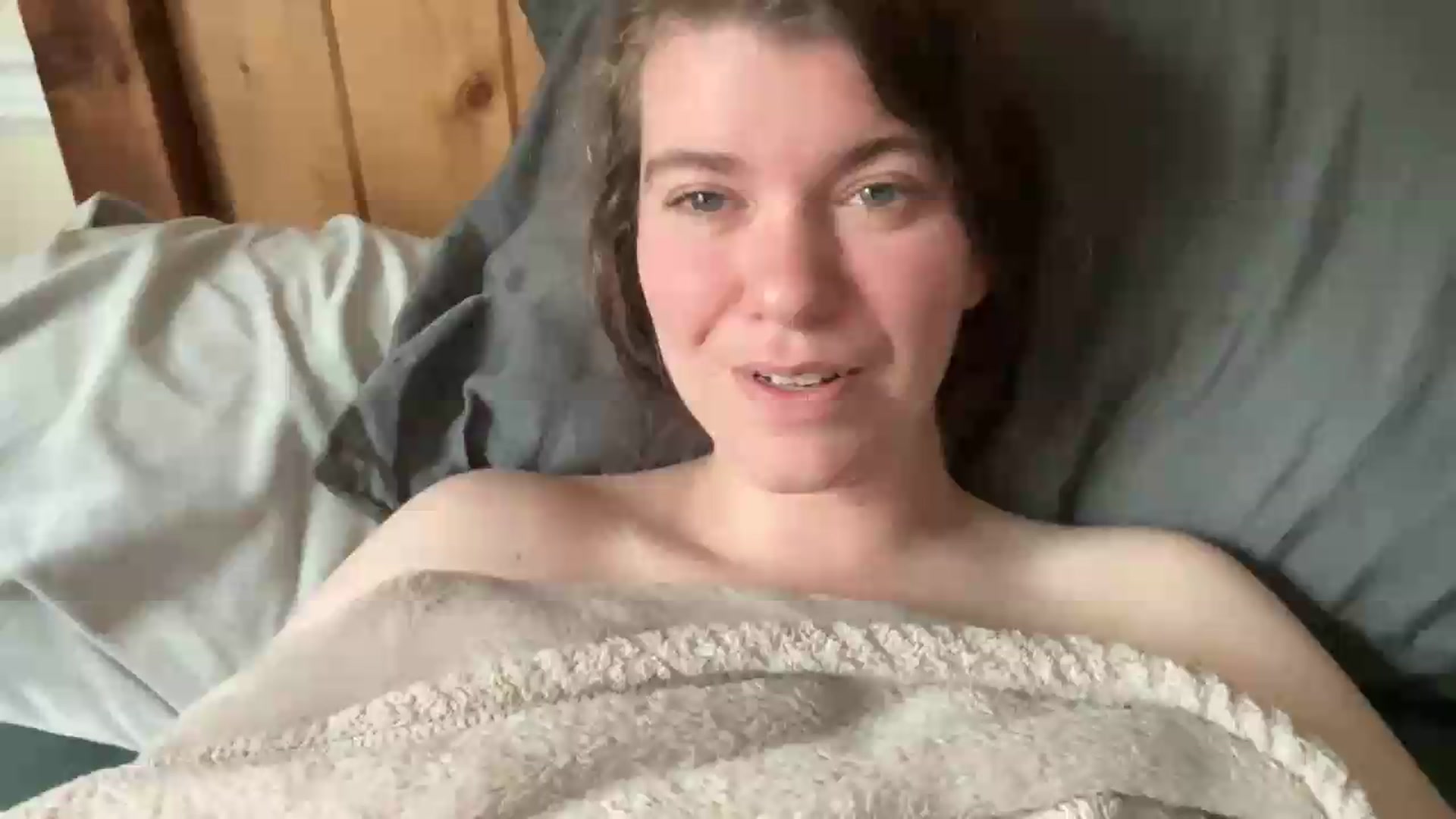 Gallery image thumbnail from Trixiegirl3's myfreecams stream on, 05/15/2026, 18:58 image 1 of 20