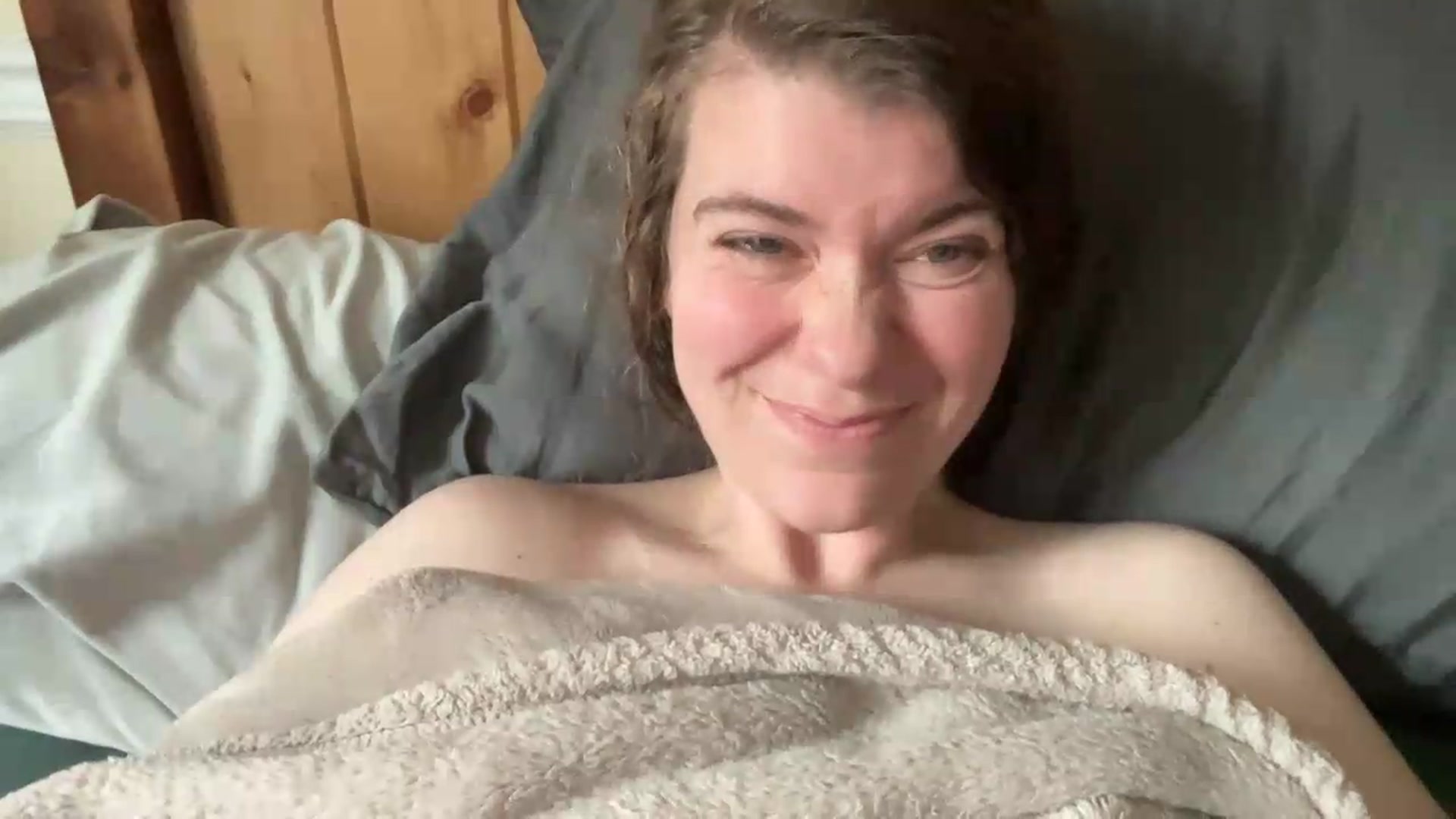 Gallery image thumbnail from Trixiegirl3's myfreecams stream on, 05/15/2026, 18:58 image 2 of 20