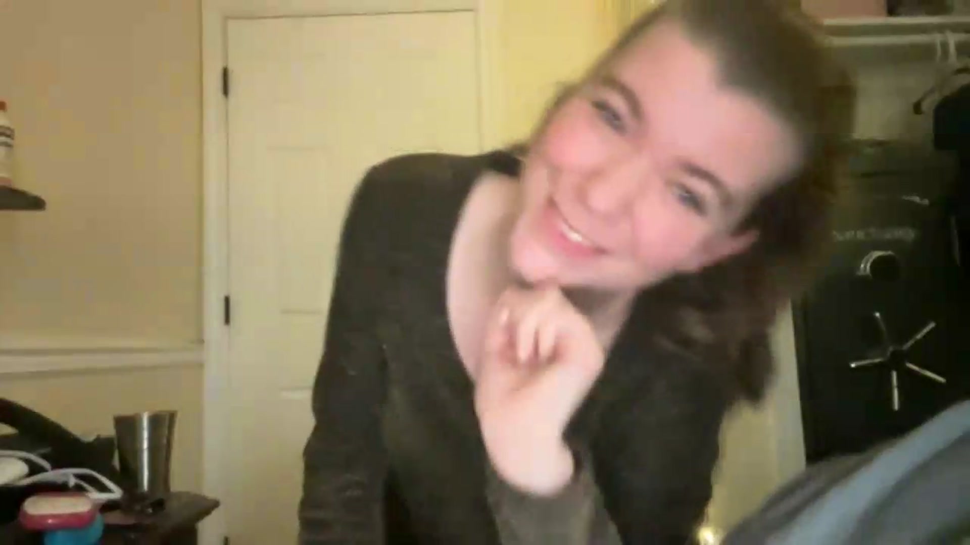 Gallery image thumbnail from Trixiegirl3's myfreecams stream on, 05/19/2026, 02:30 image 16 of 20