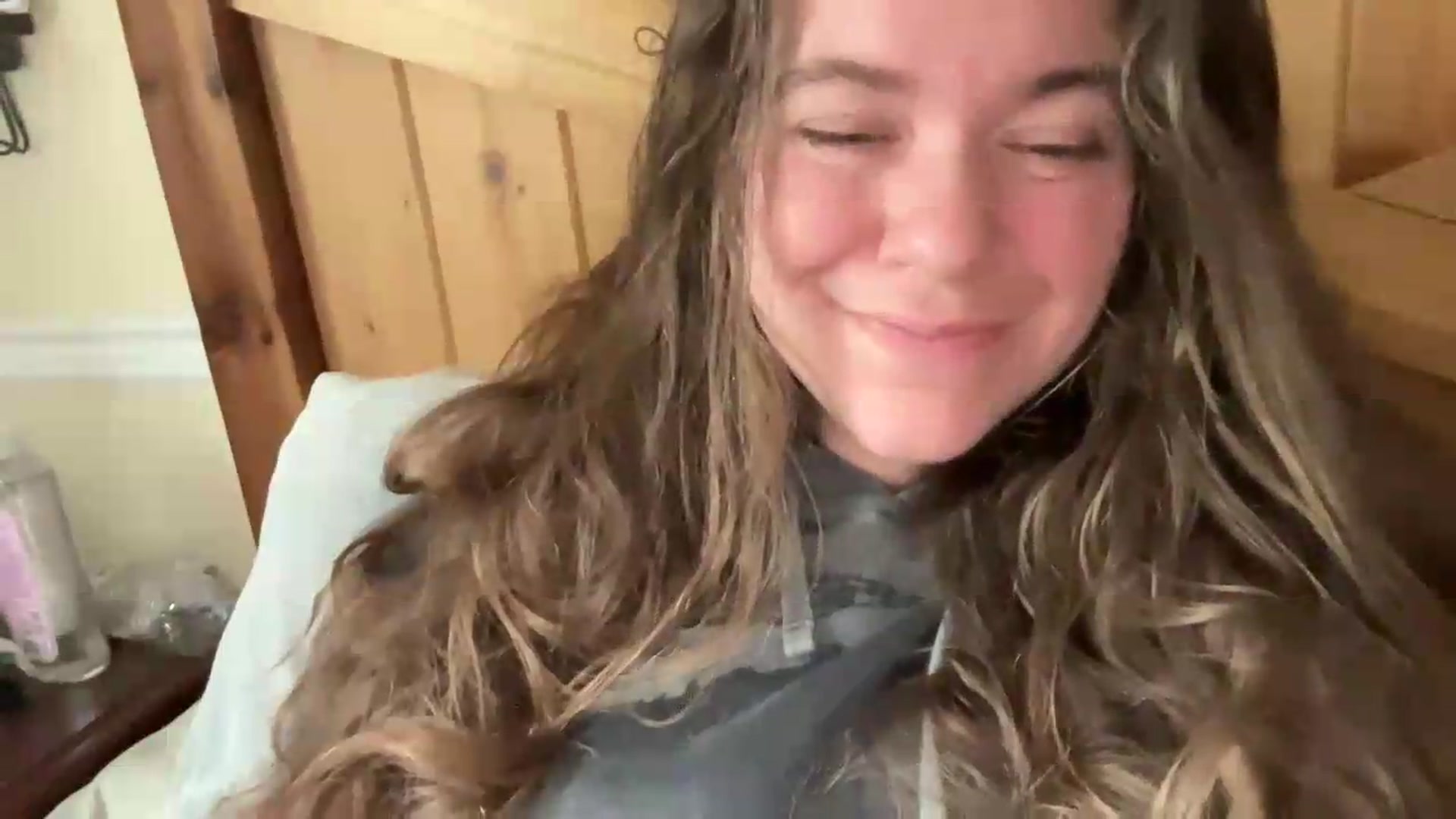 Gallery image thumbnail from Trixiegirl3's myfreecams stream on, 05/21/2026, 18:59 image 9 of 20