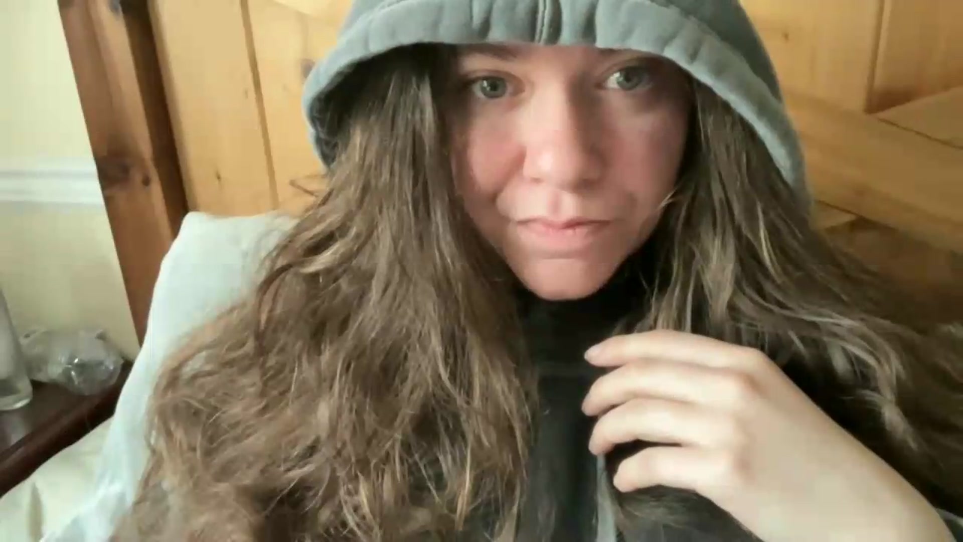 Gallery image thumbnail from Trixiegirl3's myfreecams stream on, 05/21/2026, 18:59 image 3 of 20