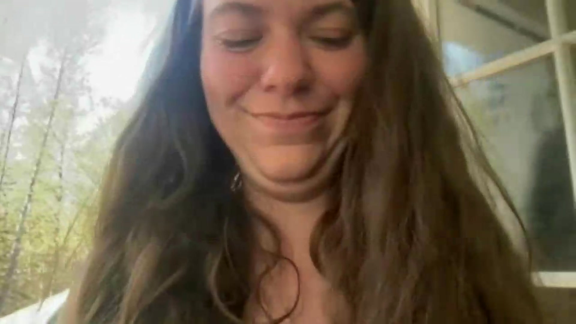 Gallery image thumbnail from Trixiegirl3's myfreecams stream on, 05/25/2026, 21:12 image 18 of 20