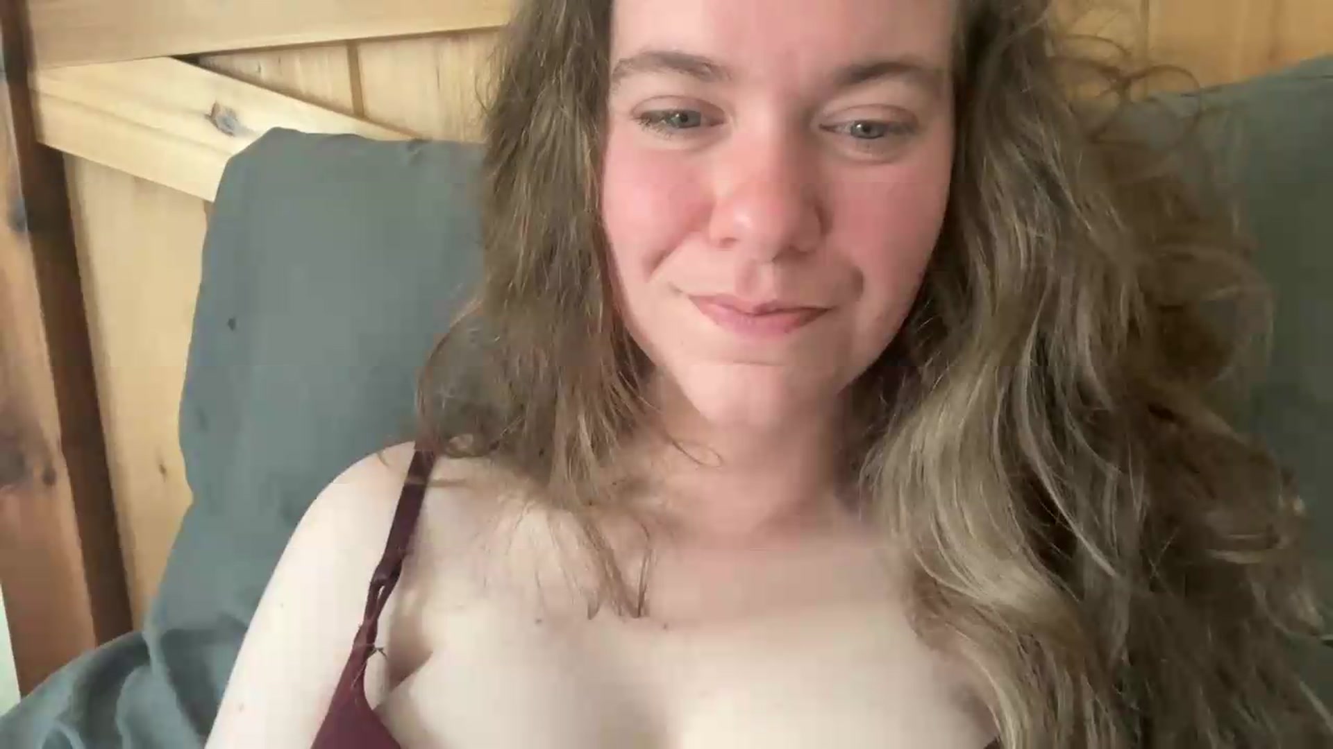 Gallery image thumbnail from Trixiegirl3's myfreecams stream on, 05/27/2026, 19:48 image 8 of 20