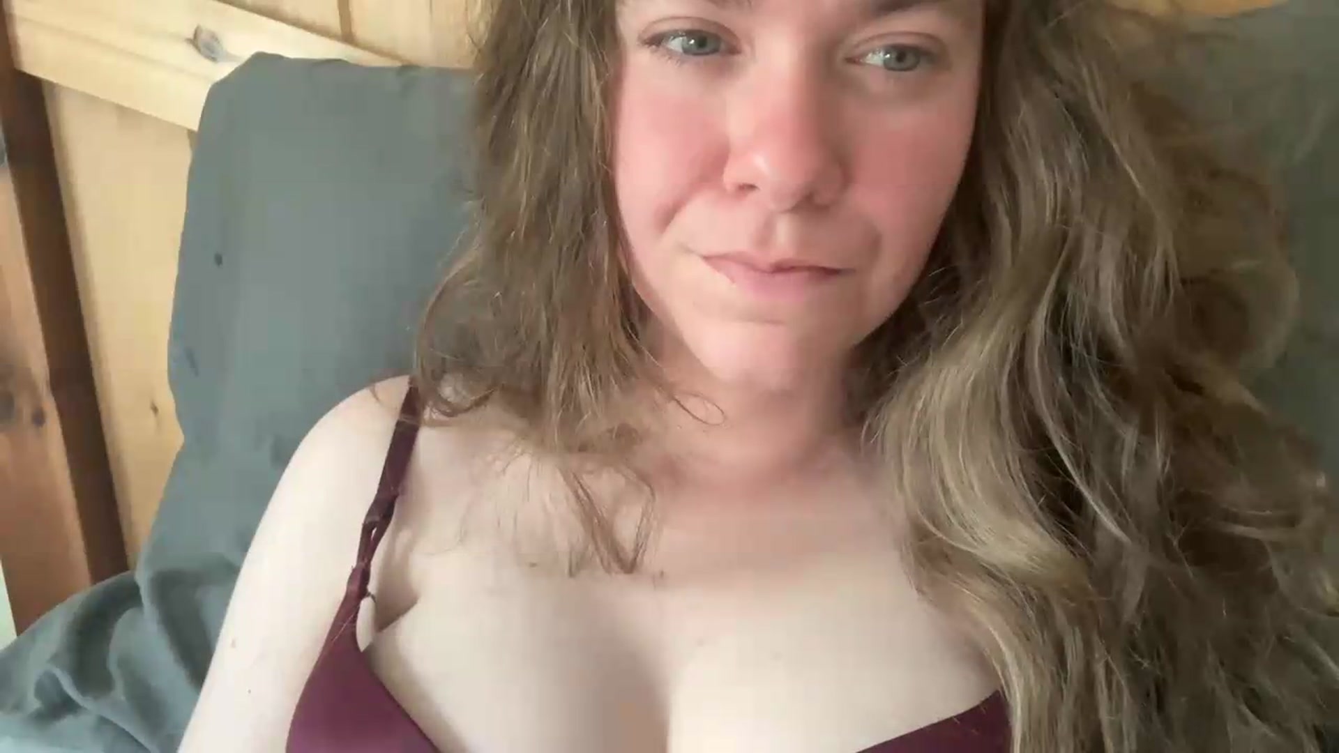 Gallery image thumbnail from Trixiegirl3's myfreecams stream on, 05/27/2026, 19:48 image 14 of 20