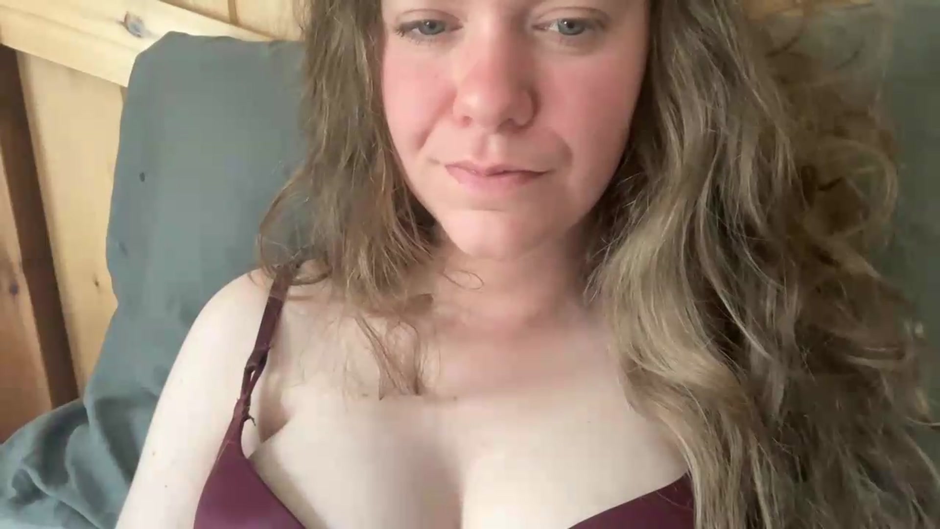 Gallery image thumbnail from Trixiegirl3's myfreecams stream on, 05/27/2026, 19:48 image 12 of 20
