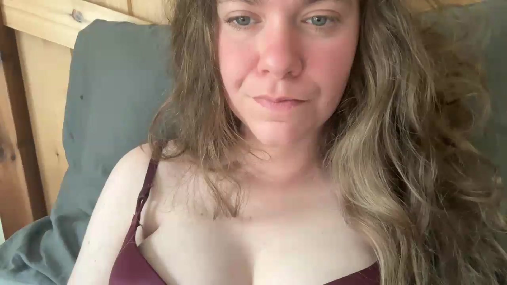 Gallery image thumbnail from Trixiegirl3's myfreecams stream on, 05/27/2026, 19:48 image 13 of 20