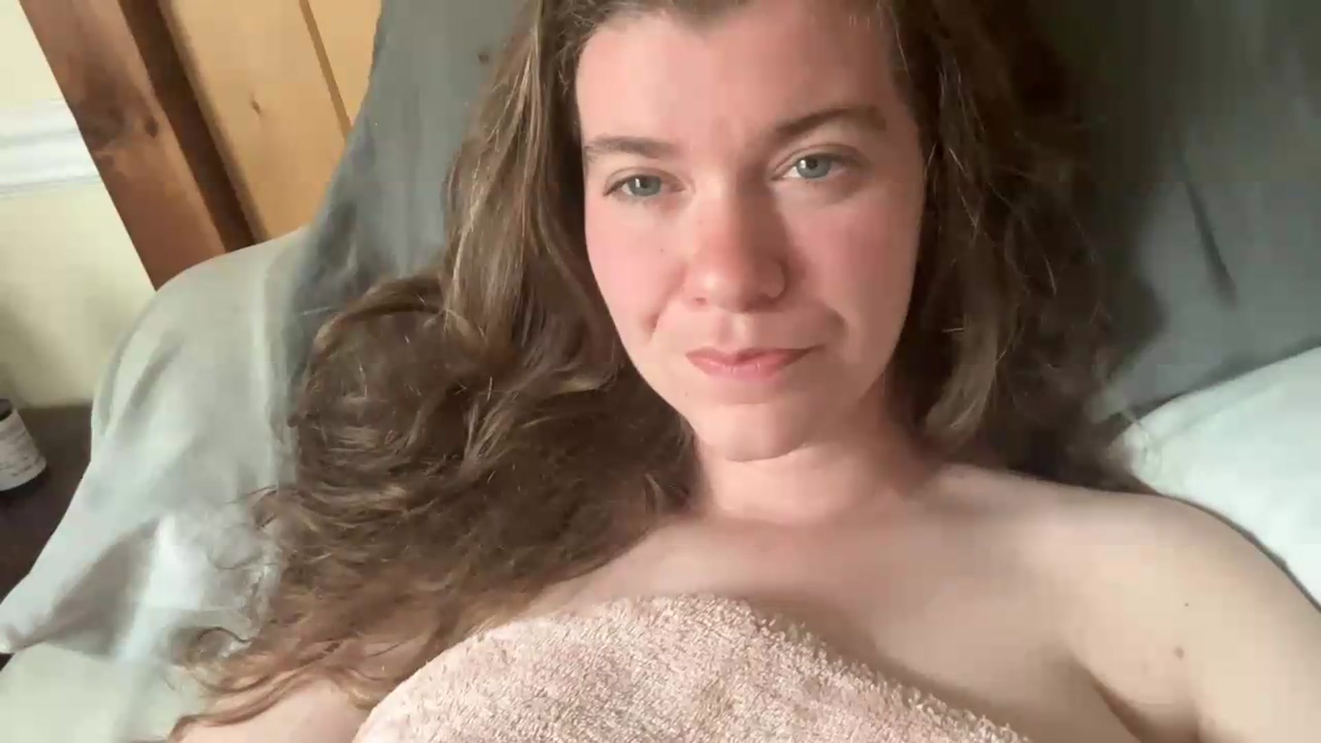 Gallery image thumbnail from Trixiegirl3's myfreecams stream on, 05/27/2026, 22:58 image 8 of 20