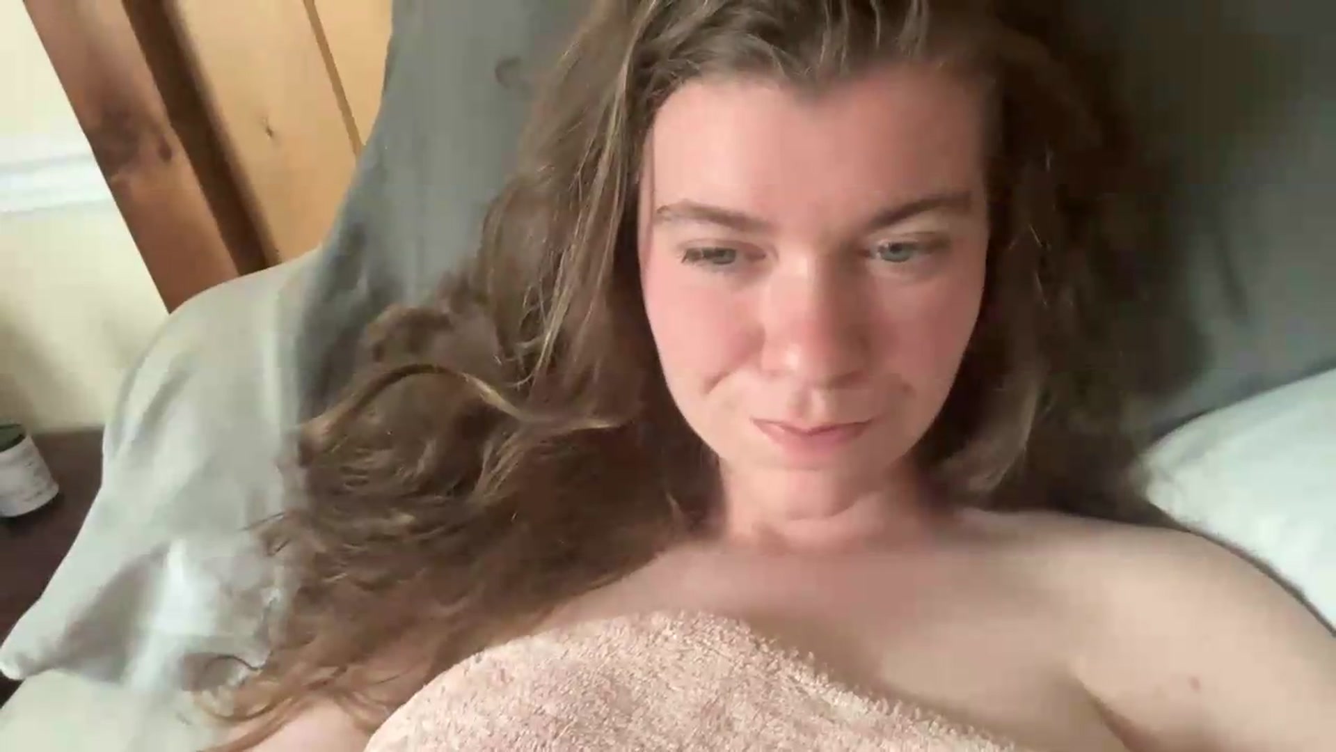 Gallery image thumbnail from Trixiegirl3's myfreecams stream on, 05/27/2026, 22:58 image 13 of 20