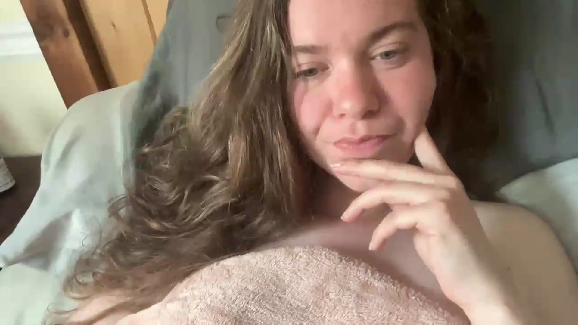 Gallery image thumbnail from Trixiegirl3's myfreecams stream on, 05/27/2026, 22:58 image 4 of 20
