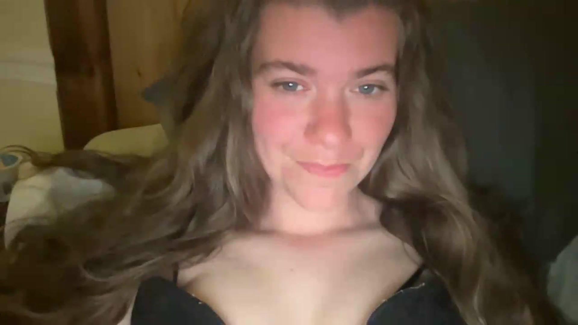 Gallery image thumbnail from Trixiegirl3's myfreecams stream on, 05/28/2026, 05:51 image 6 of 20