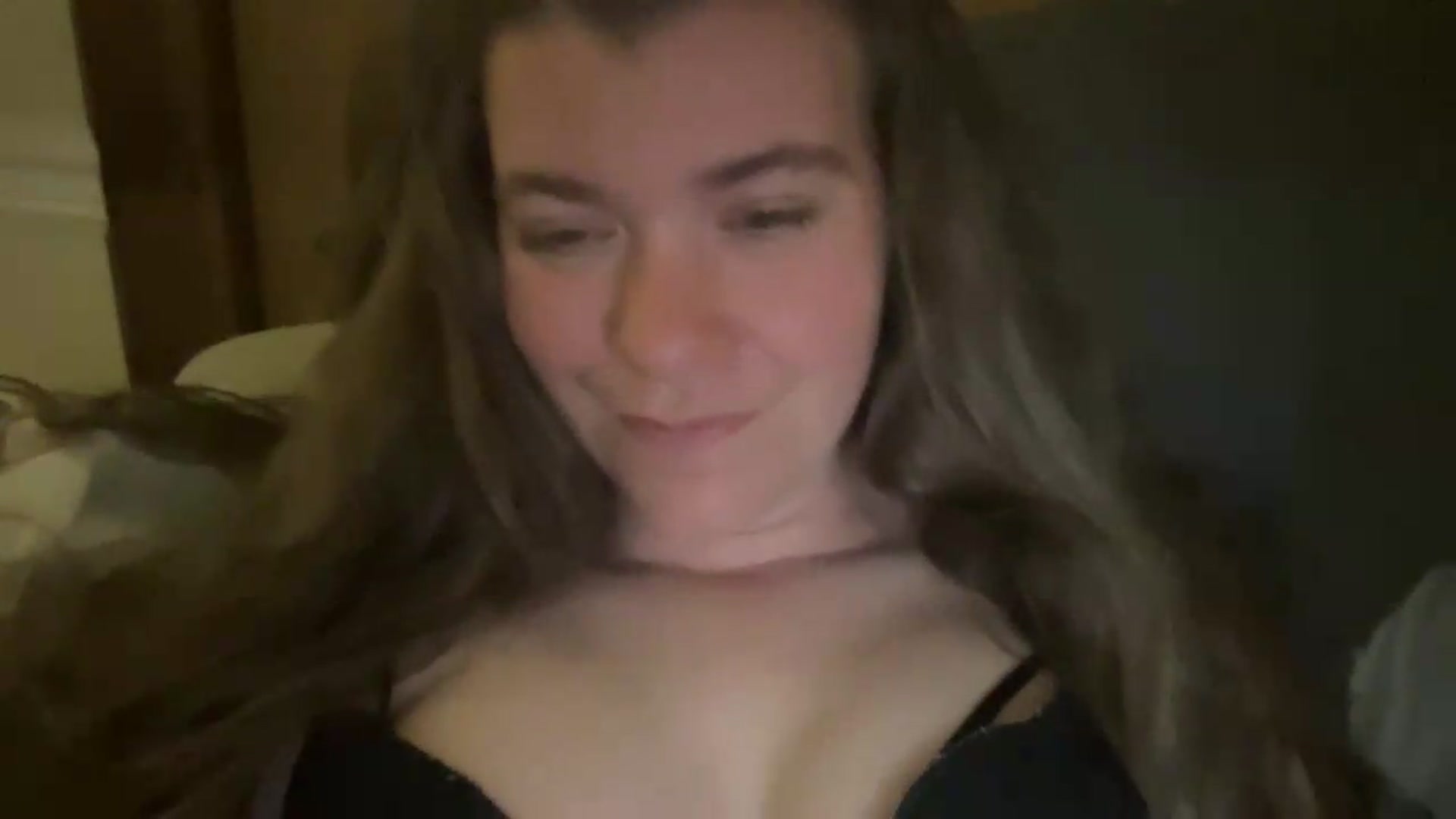 Gallery image thumbnail from Trixiegirl3's myfreecams stream on, 05/28/2026, 05:51 image 11 of 20