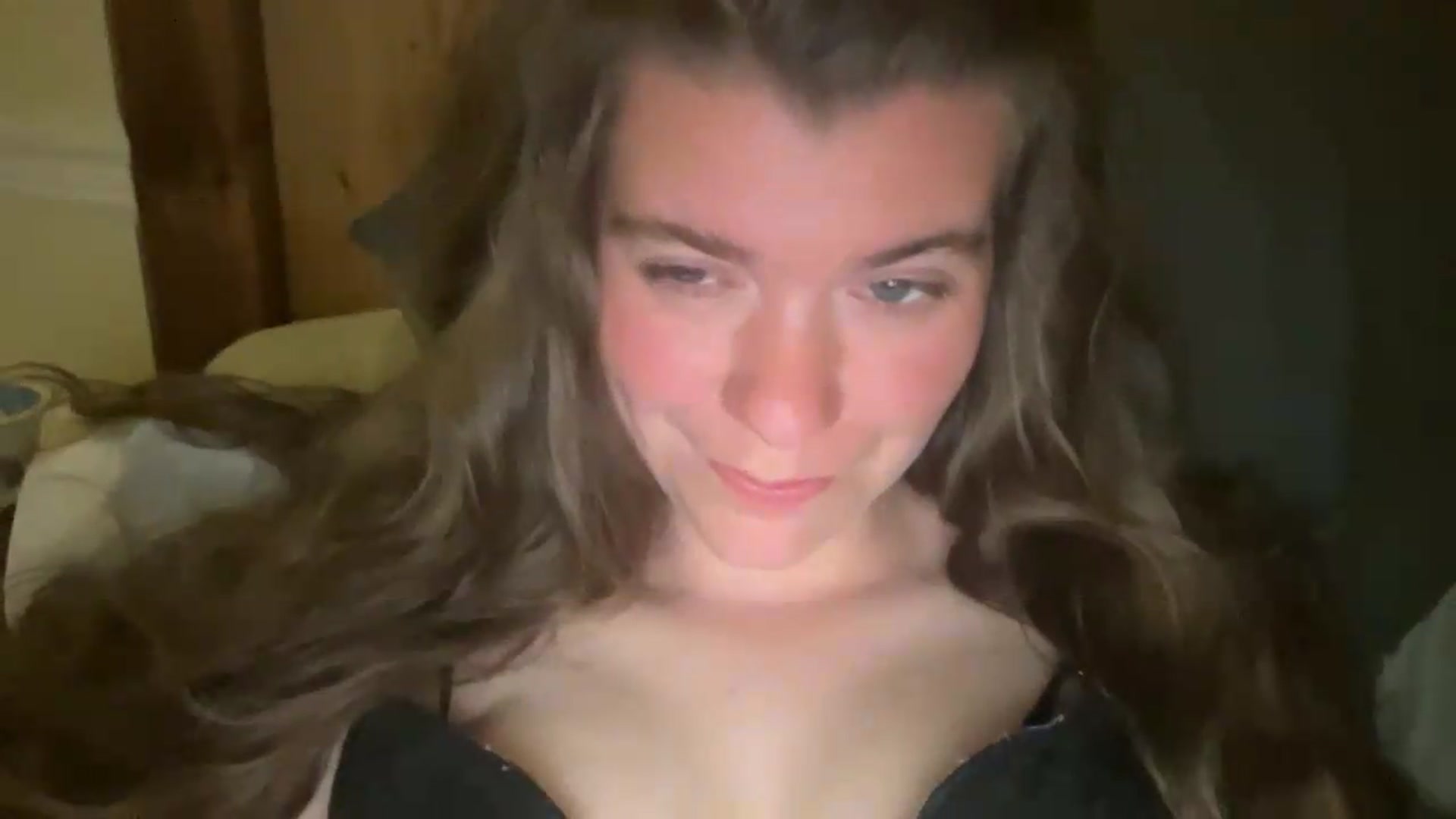 Gallery image thumbnail from Trixiegirl3's myfreecams stream on, 05/28/2026, 05:51 image 7 of 20