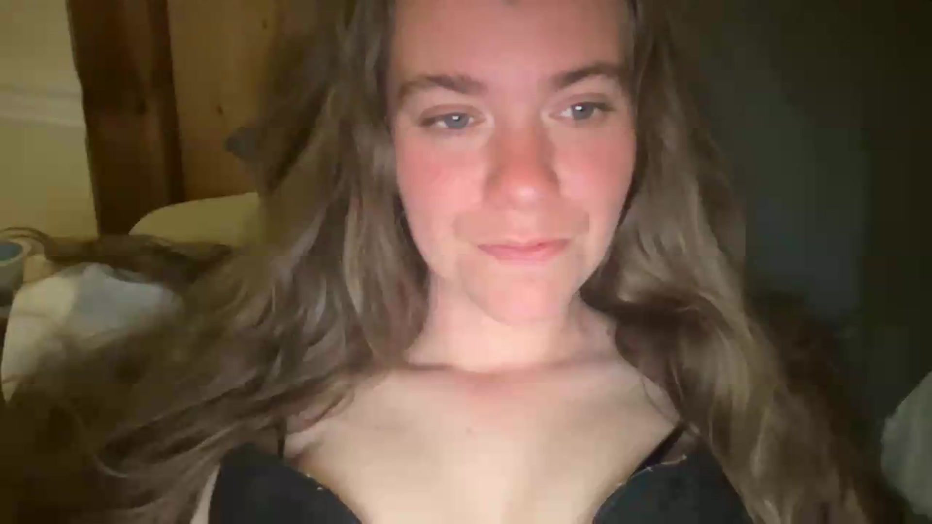 Gallery image thumbnail from Trixiegirl3's myfreecams stream on, 05/28/2026, 05:51 image 10 of 20
