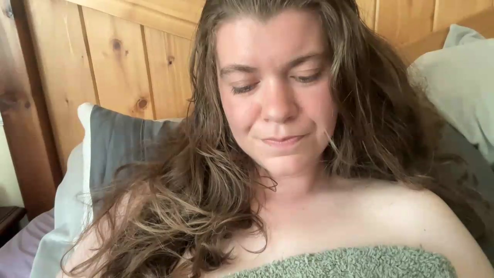 Gallery image thumbnail from Trixiegirl3's myfreecams stream on, 06/04/2026, 21:48 image 11 of 20