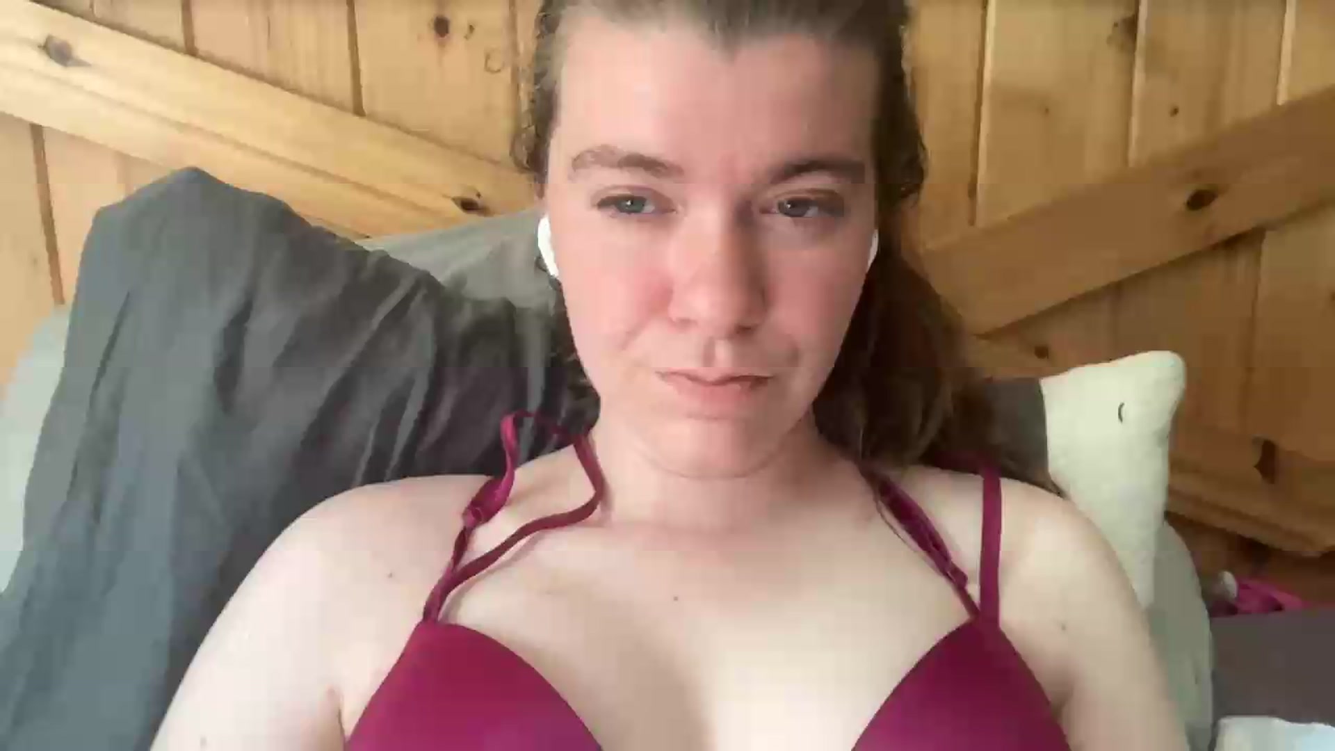 Gallery image thumbnail from Trixiegirl3's myfreecams stream on, 06/05/2026, 19:25 image 19 of 20
