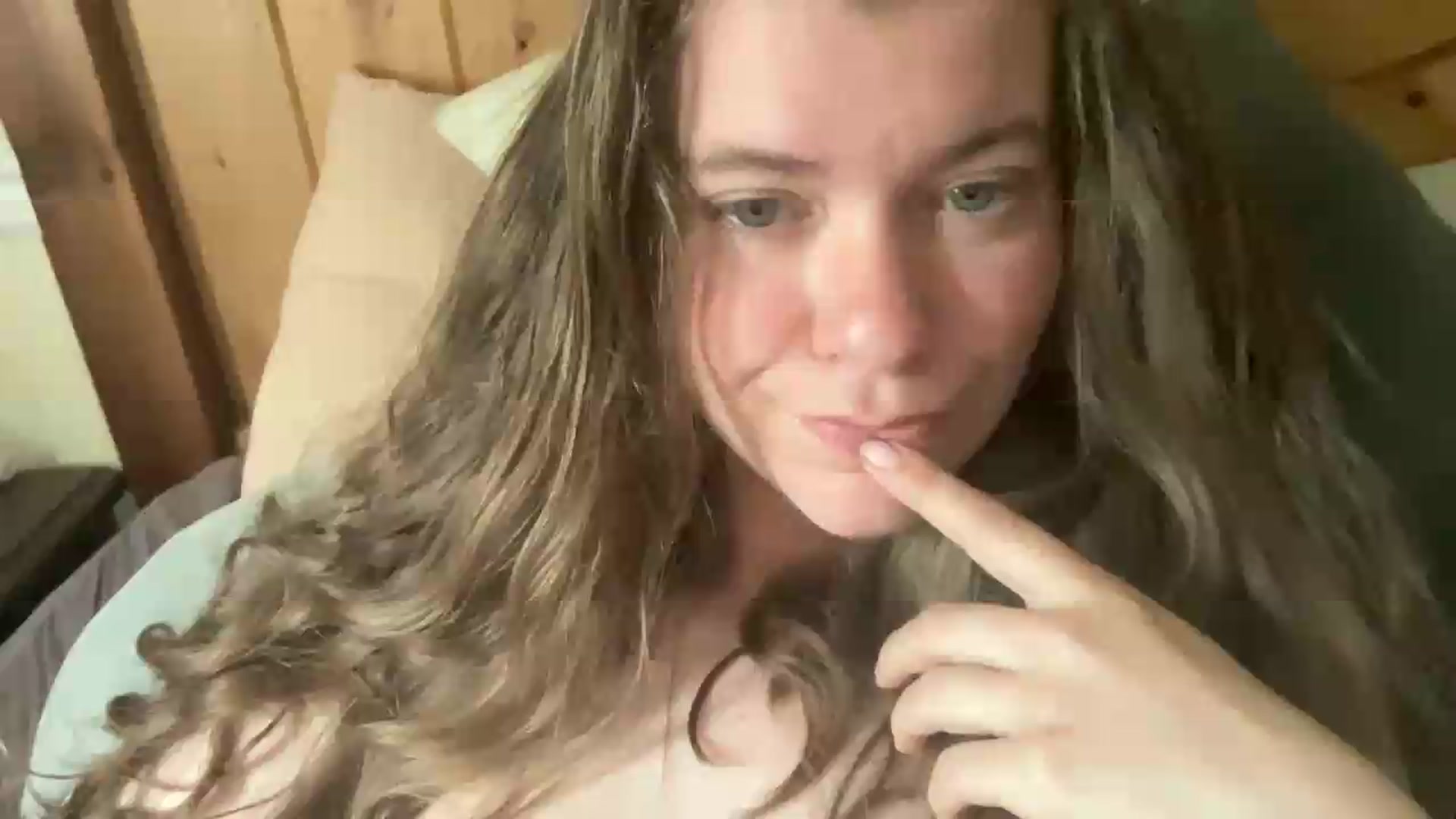 Gallery image thumbnail from Trixiegirl3's myfreecams stream on, 06/07/2026, 20:48 image 13 of 20
