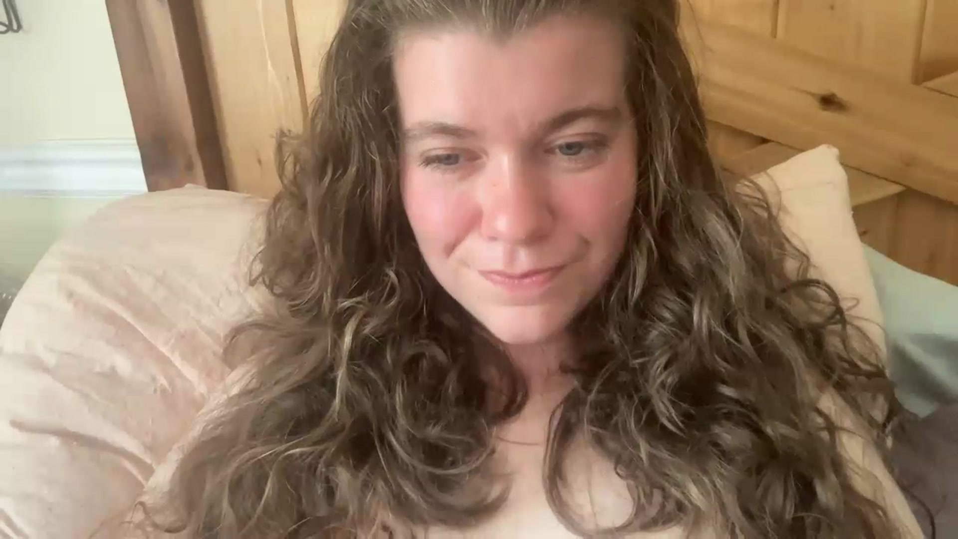 Gallery image thumbnail from Trixiegirl3's myfreecams stream on, 06/08/2026, 20:52 image 11 of 20