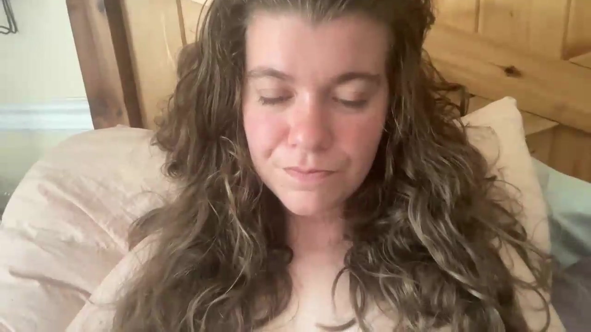 Gallery image thumbnail from Trixiegirl3's myfreecams stream on, 06/08/2026, 20:52 image 9 of 20
