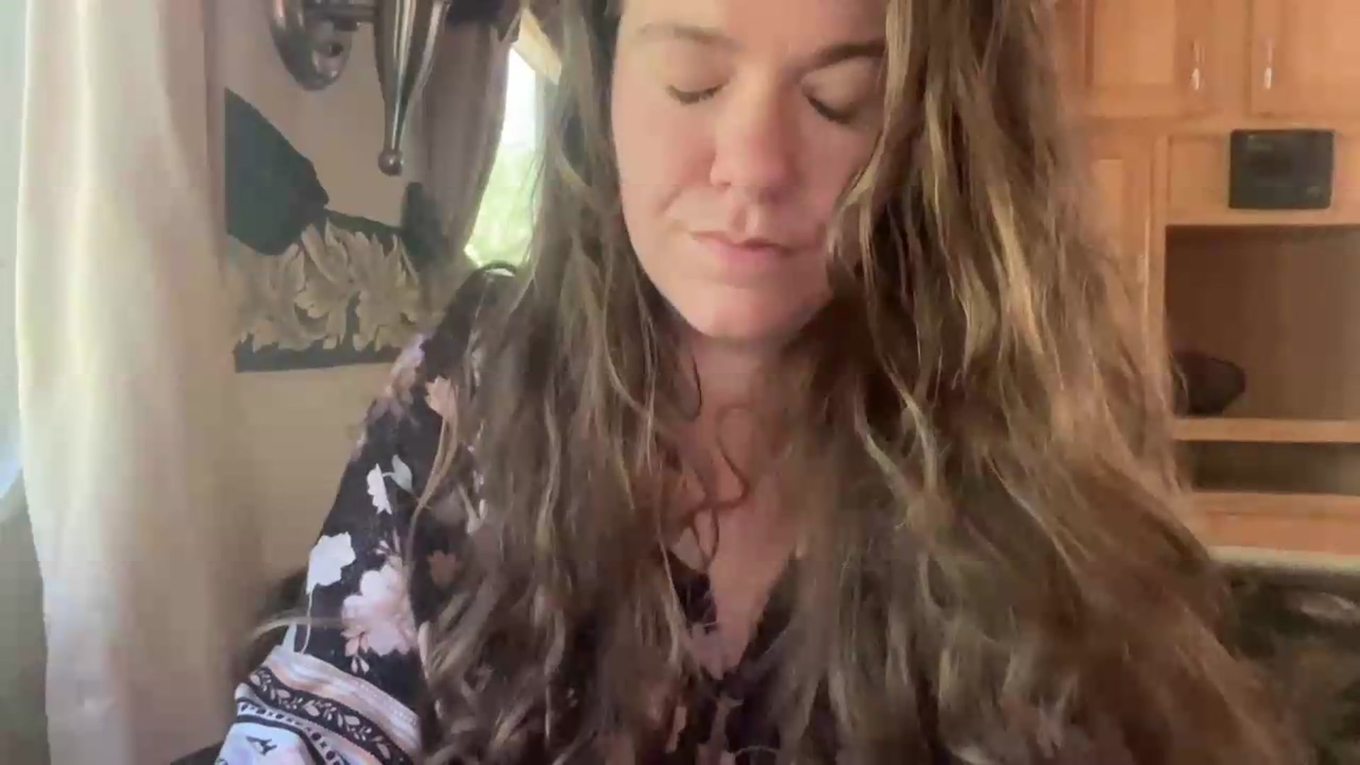 Gallery image thumbnail from Trixiegirl3's myfreecams stream on, 06/12/2026, 24:52 image 13 of 20
