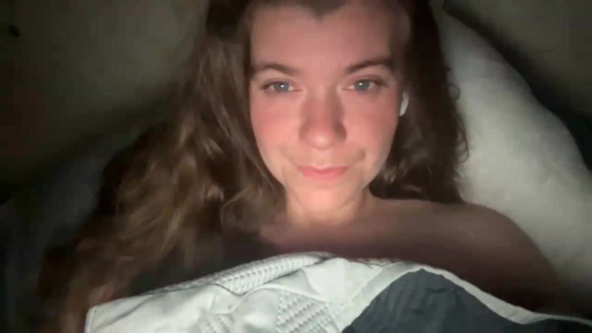 Gallery image thumbnail from Trixiegirl3's myfreecams stream on, 06/12/2026, 07:00 image 7 of 20