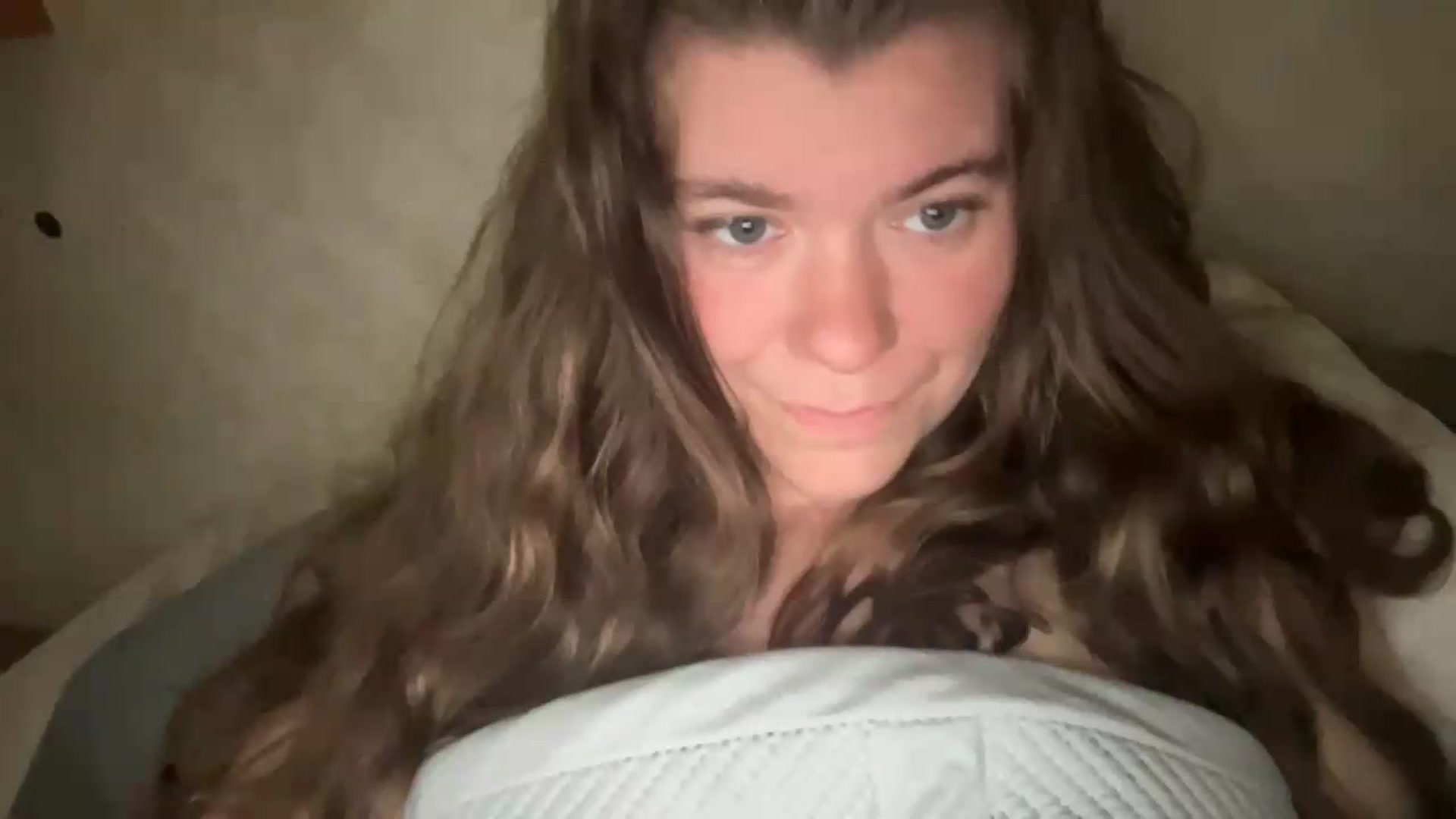 Gallery image thumbnail from Trixiegirl3's myfreecams stream on, 06/12/2026, 18:42 image 3 of 20