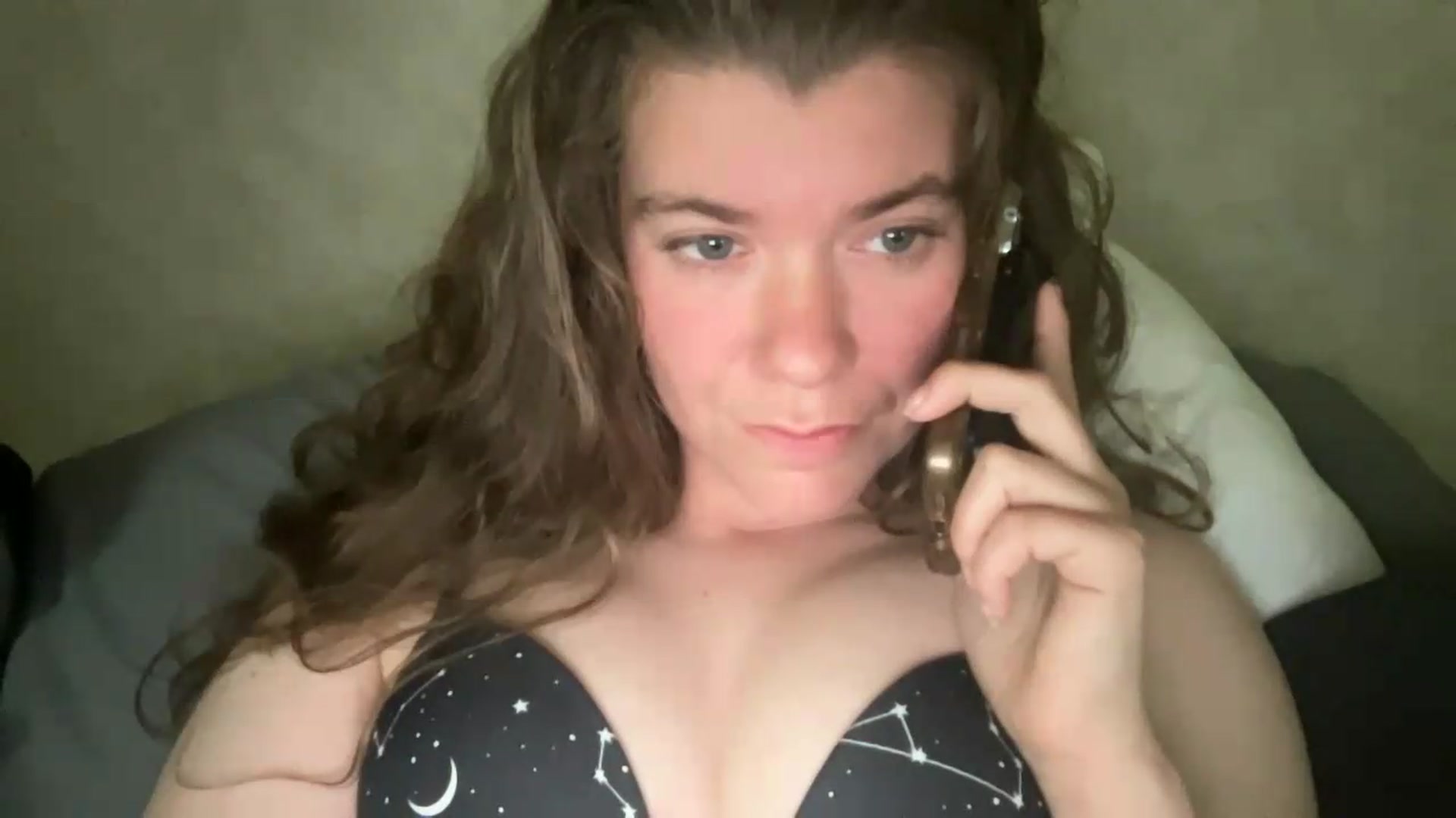 Gallery image thumbnail from Trixiegirl3's myfreecams stream on, 06/12/2026, 22:20 image 17 of 20