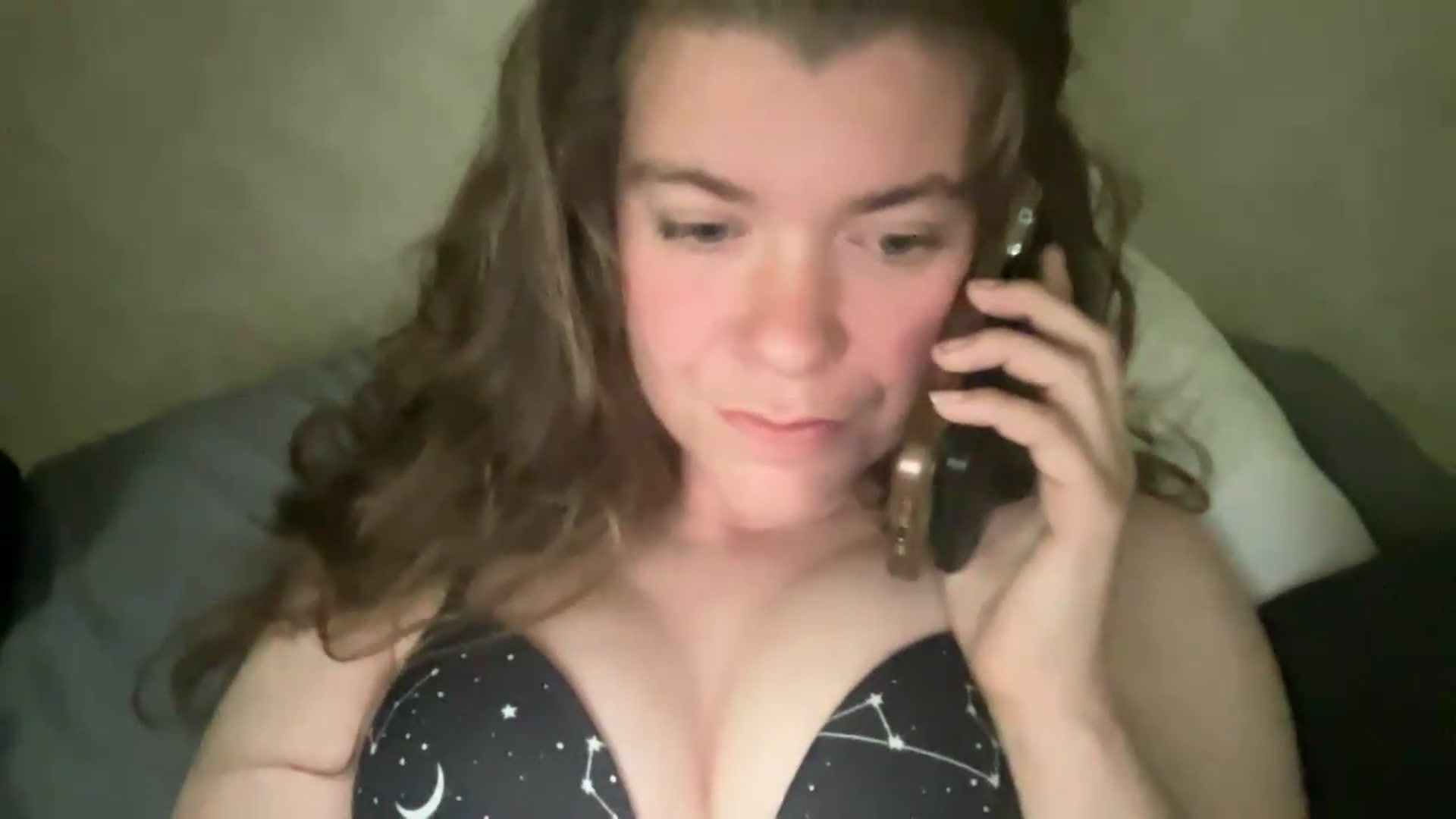 Gallery image thumbnail from Trixiegirl3's myfreecams stream on, 06/12/2026, 22:20 image 16 of 20
