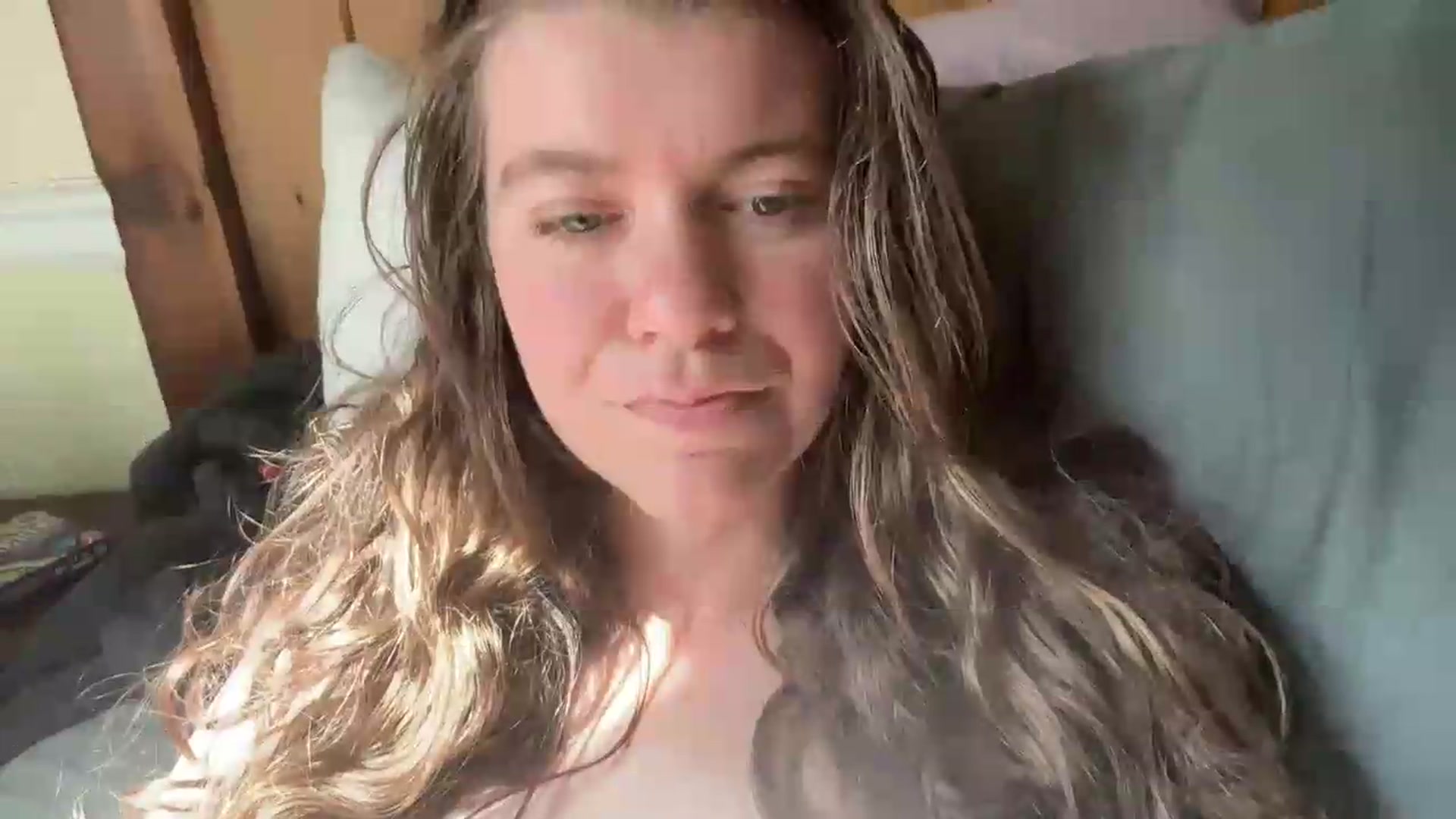 Gallery image thumbnail from Trixiegirl3's myfreecams stream on, 06/19/2026, 18:13 image 18 of 20