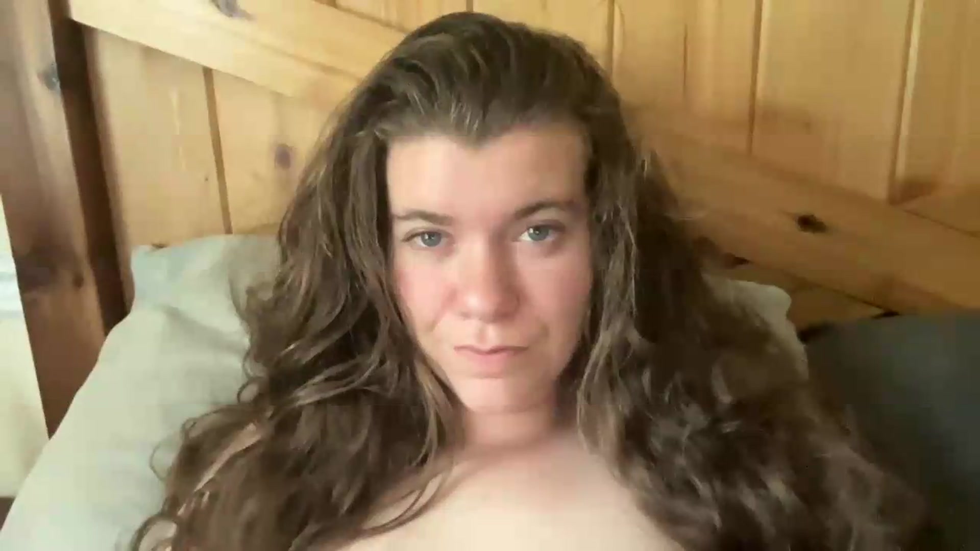 Gallery image thumbnail from Trixiegirl3's myfreecams stream on, 07/10/2026, 24:06 image 17 of 20