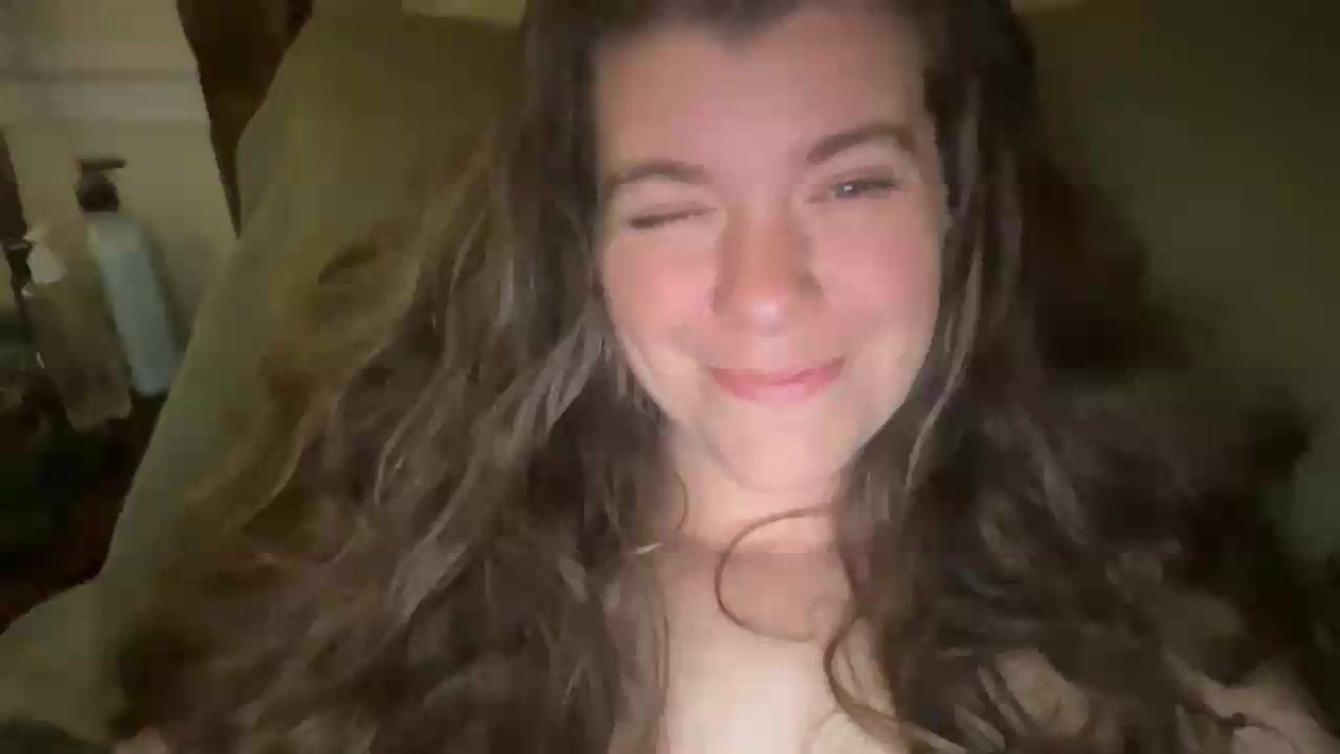 Gallery image thumbnail from Trixiegirl3's myfreecams stream on, 07/10/2026, 03:57 image 1 of 20