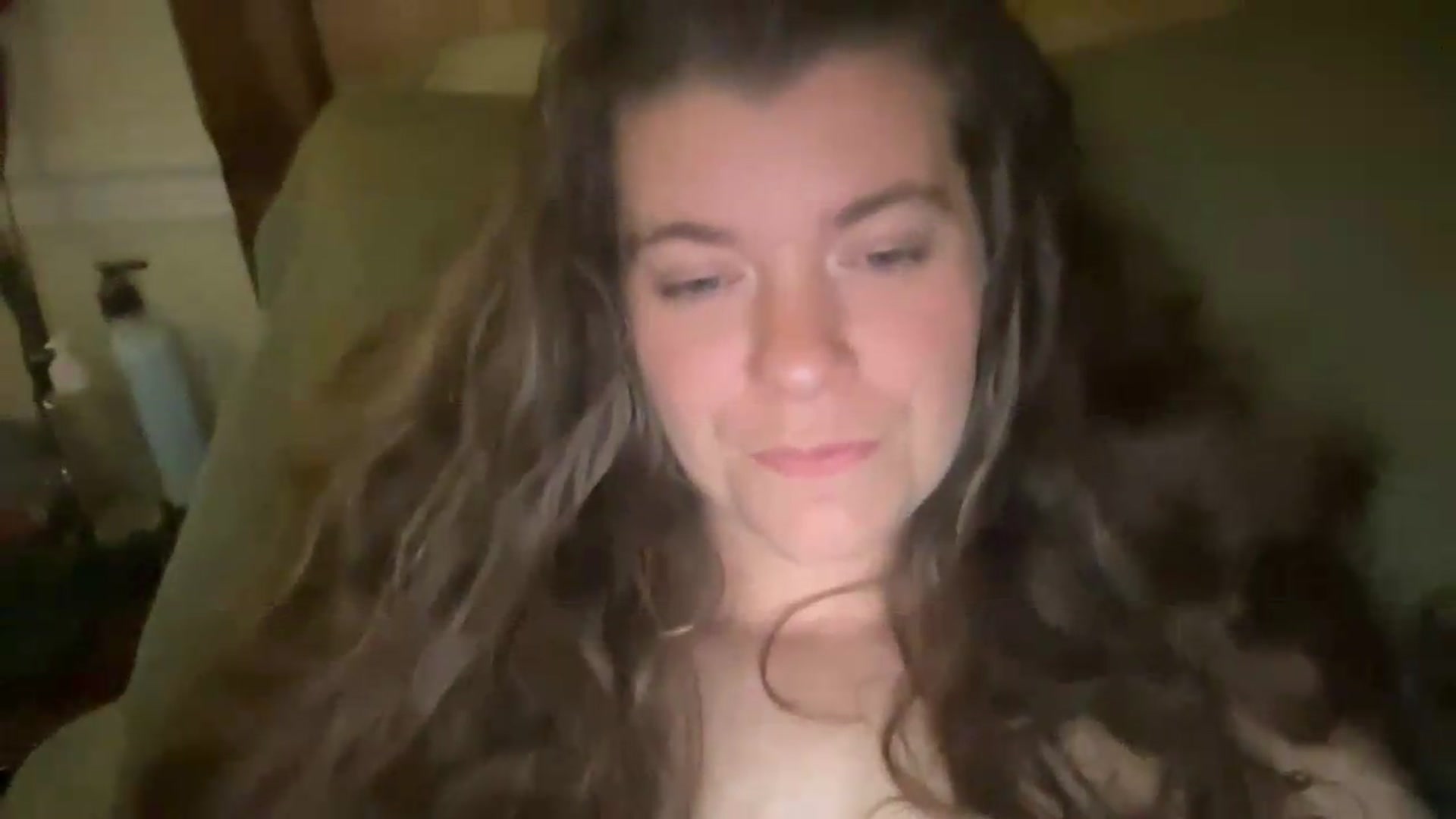 Gallery image thumbnail from Trixiegirl3's myfreecams stream on, 07/10/2026, 03:57 image 4 of 20