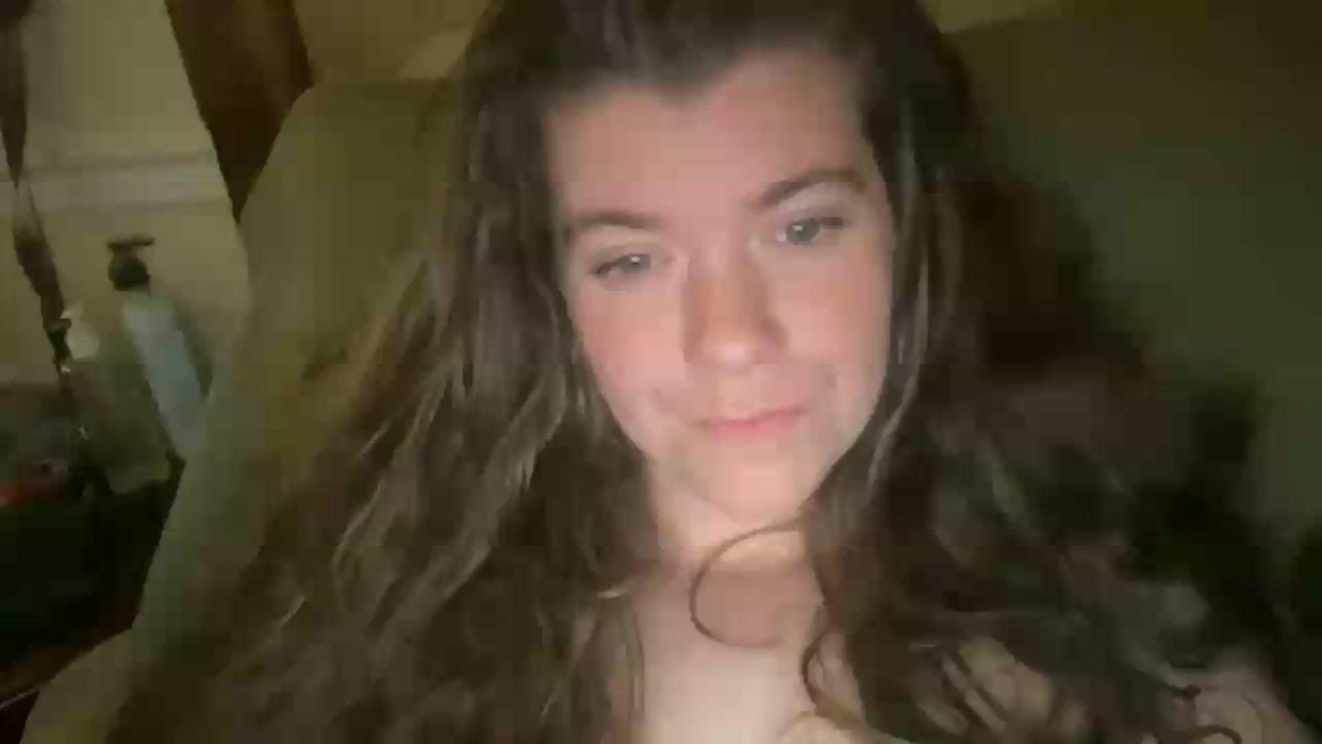 Gallery image thumbnail from Trixiegirl3's myfreecams stream on, 07/10/2026, 03:57 image 11 of 20