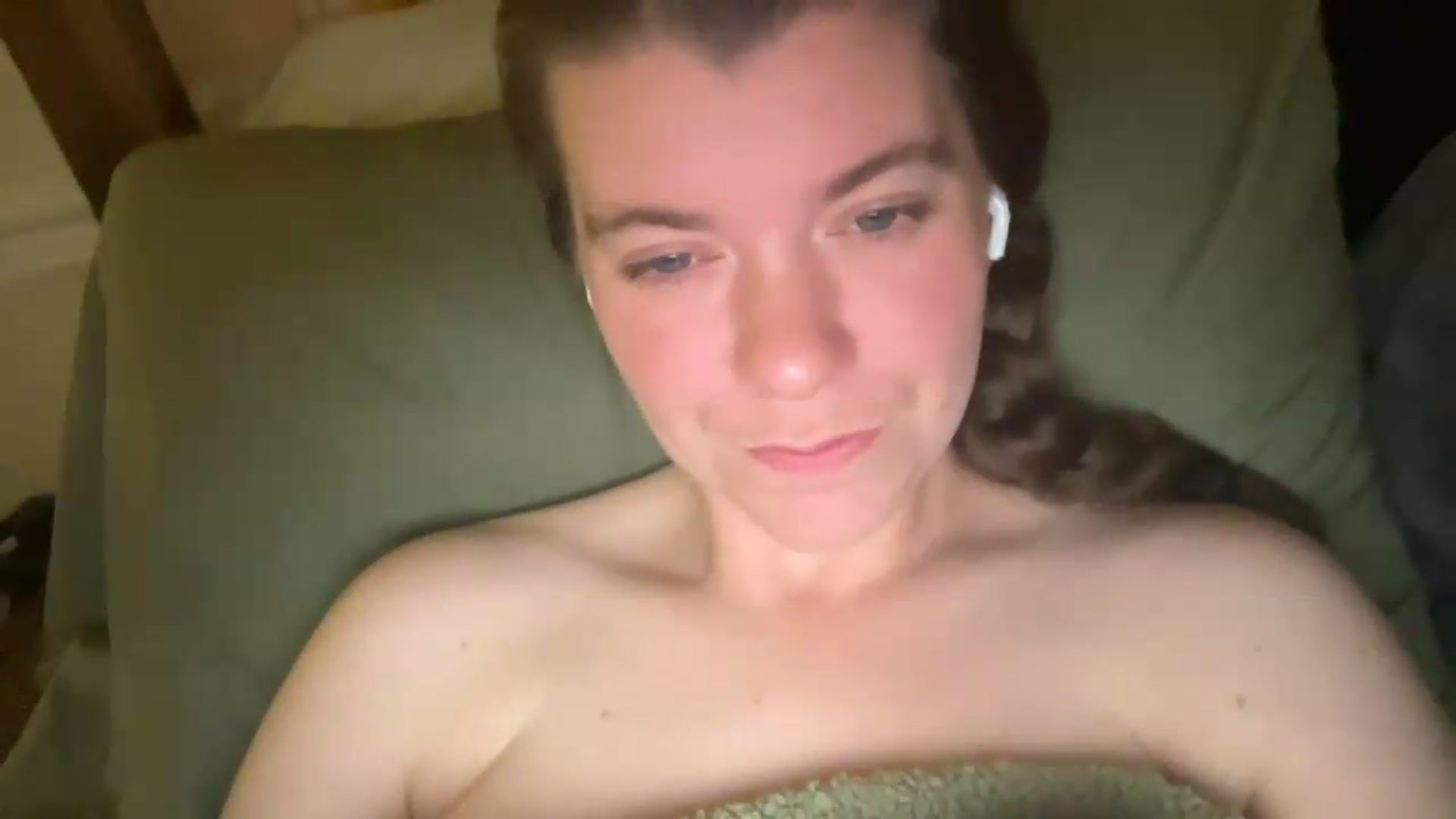 Gallery image thumbnail from Trixiegirl3's myfreecams stream on, 07/10/2026, 09:06 image 17 of 20