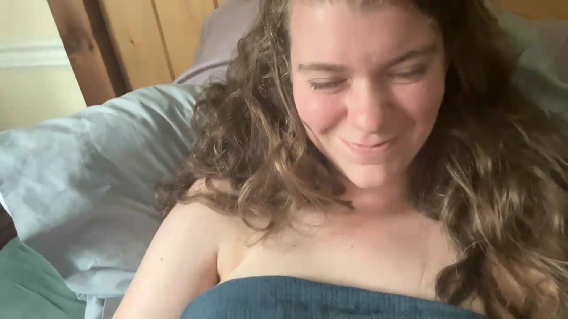 Gallery image thumbnail from Trixiegirl3's myfreecams stream on, 07/23/2026, 20:21 image 16 of 20