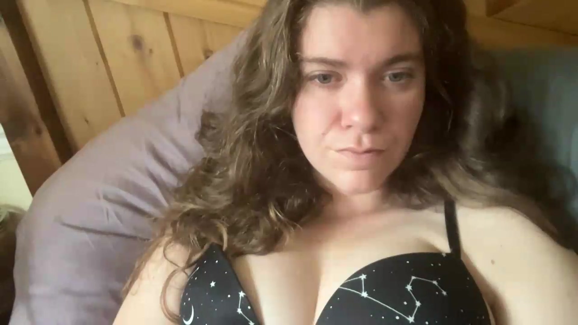 Gallery image thumbnail from Trixiegirl3's myfreecams stream on, 08/04/2026, 18:14 image 13 of 20
