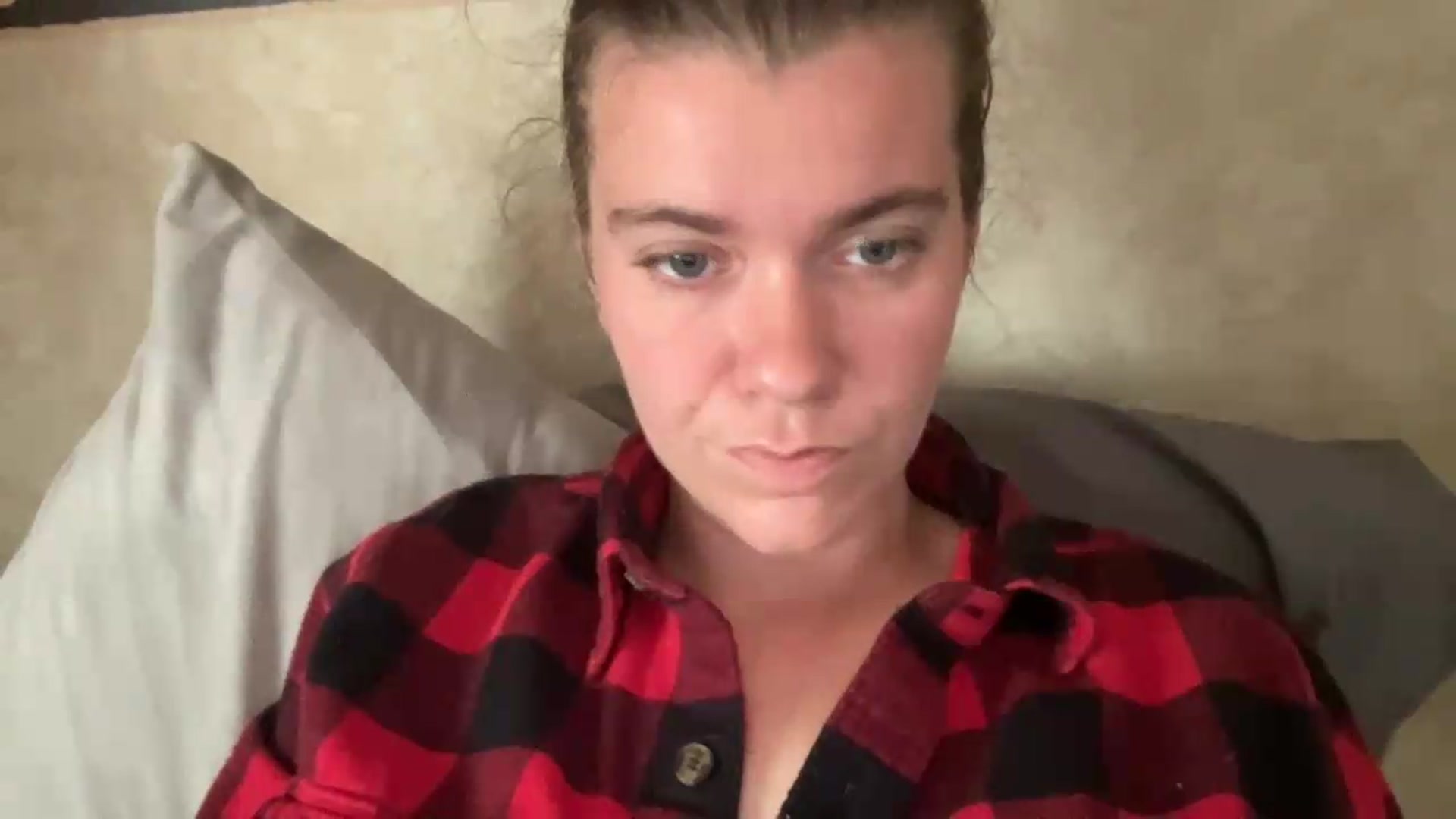 Gallery image thumbnail from Trixiegirl3's myfreecams stream on, 08/12/2026, 24:24 image 6 of 20