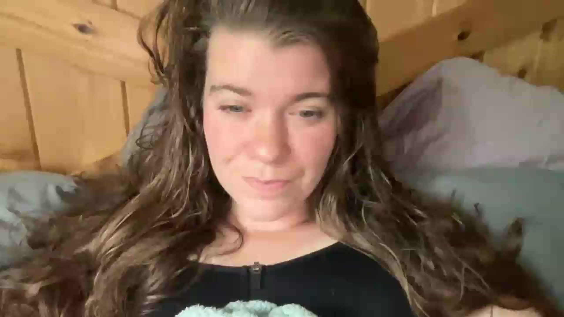Gallery image thumbnail from Trixiegirl3's myfreecams stream on, 08/12/2026, 21:43 image 16 of 20