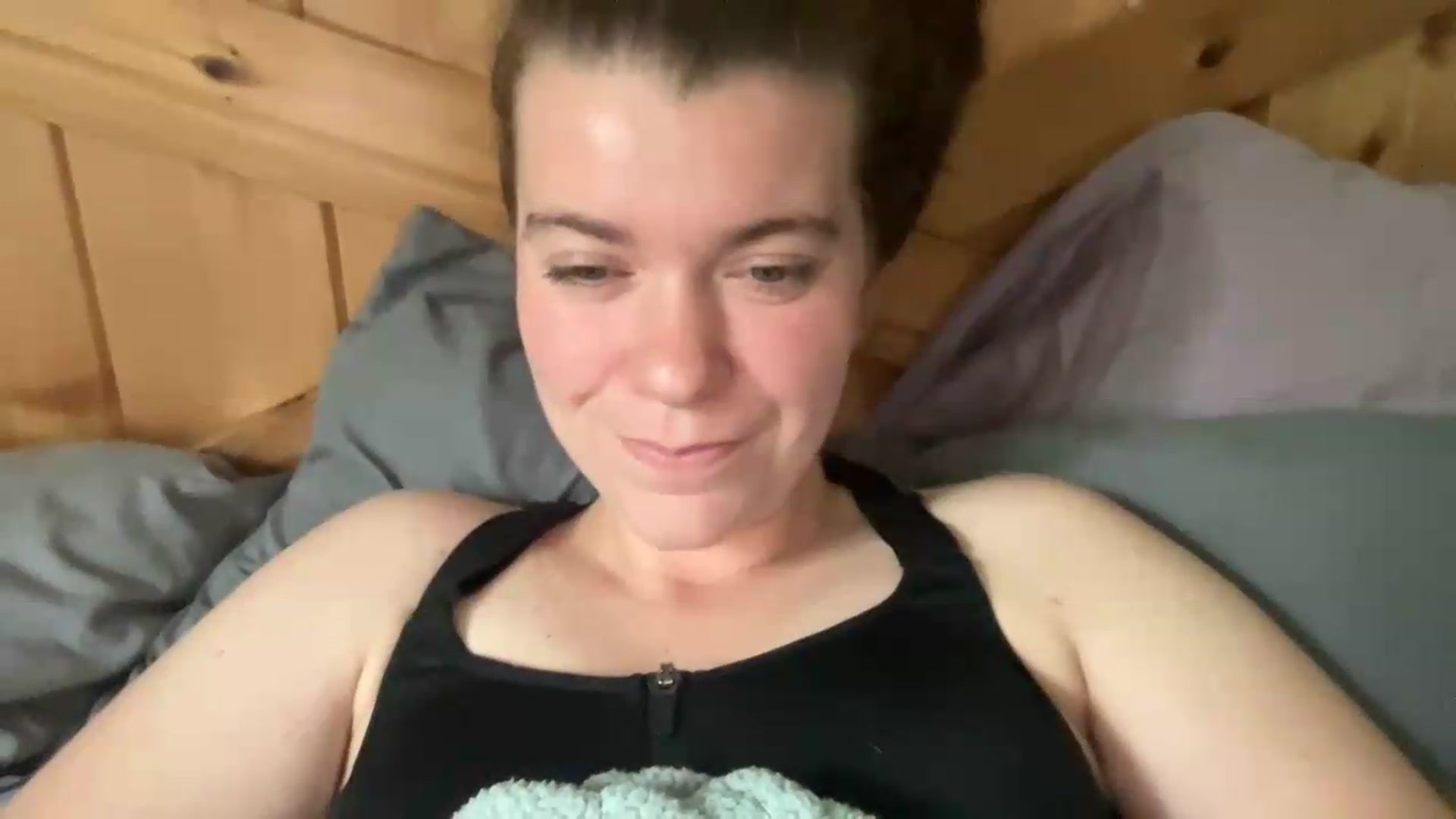 Gallery image thumbnail from Trixiegirl3's myfreecams stream on, 08/12/2026, 21:43 image 14 of 20