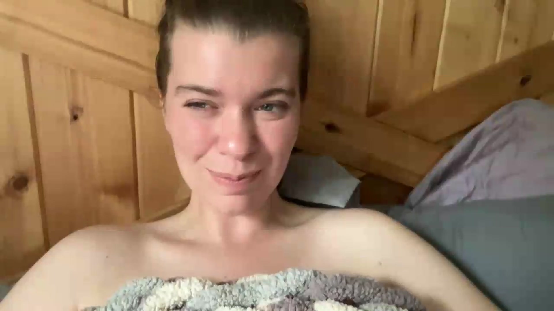Gallery image thumbnail from Trixiegirl3's myfreecams stream on, 08/12/2026, 23:01 image 19 of 20