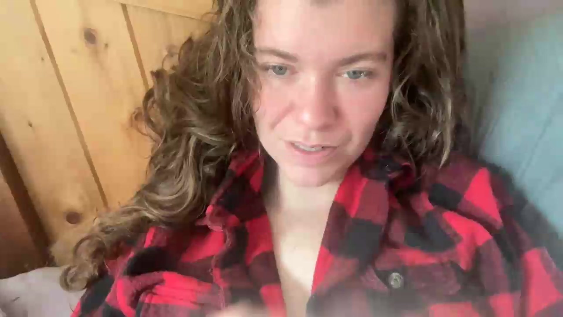 Gallery image thumbnail from Trixiegirl3's myfreecams stream on, 08/14/2026, 18:17 image 14 of 20