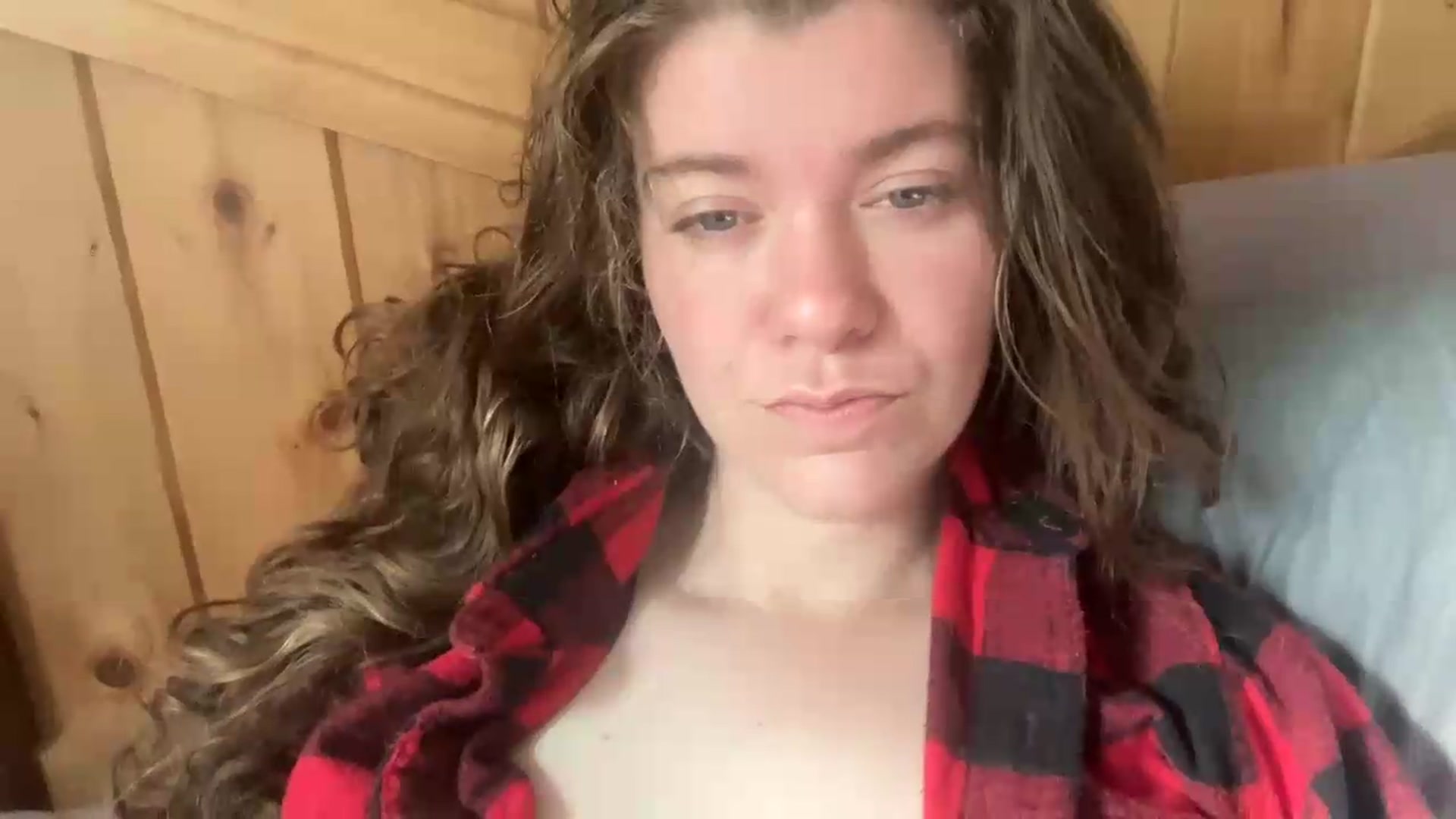 Gallery image thumbnail from Trixiegirl3's myfreecams stream on, 08/14/2026, 18:17 image 2 of 20