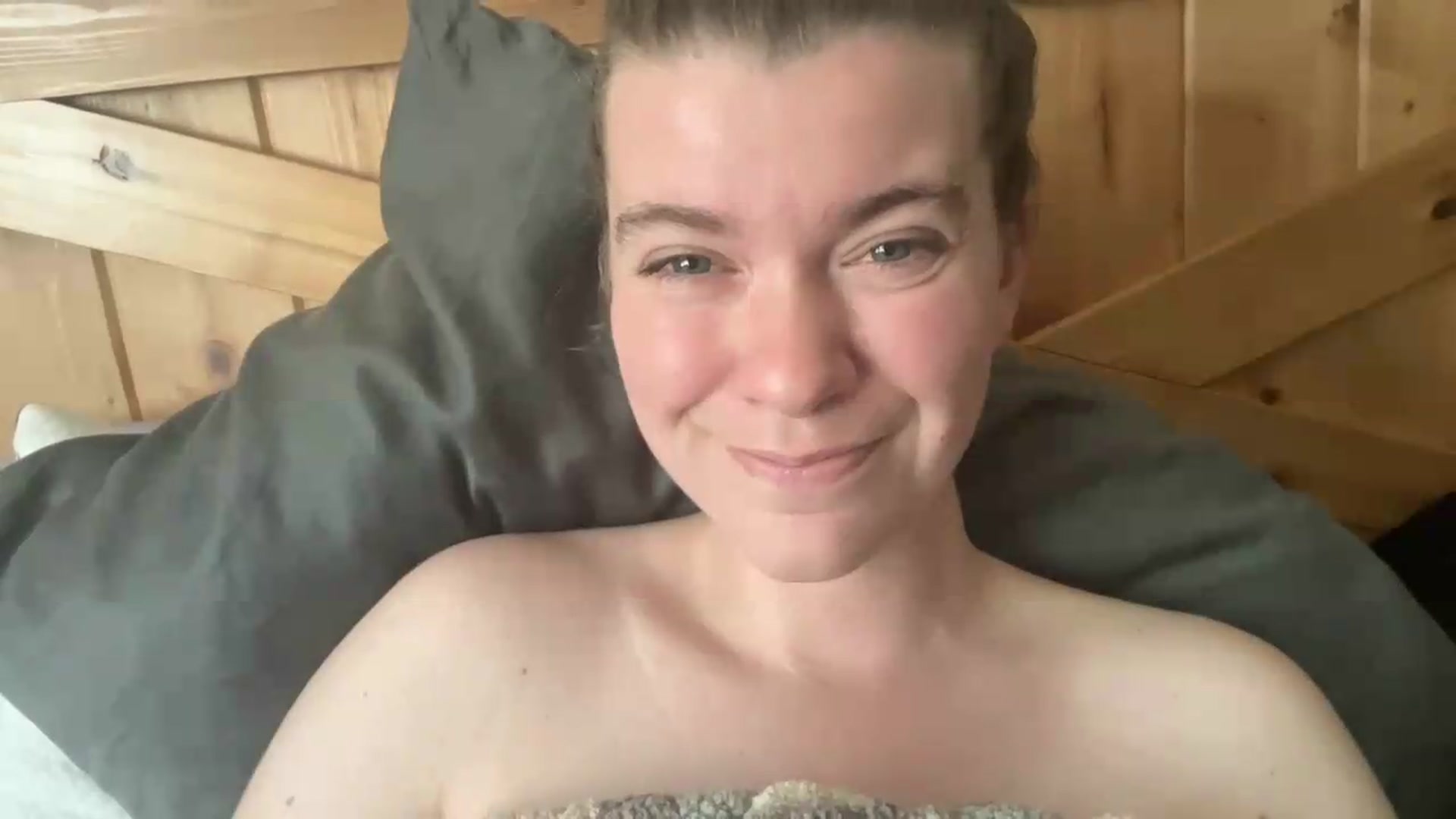 Gallery image thumbnail from Trixiegirl3's myfreecams stream on, 08/14/2026, 22:56 image 3 of 20